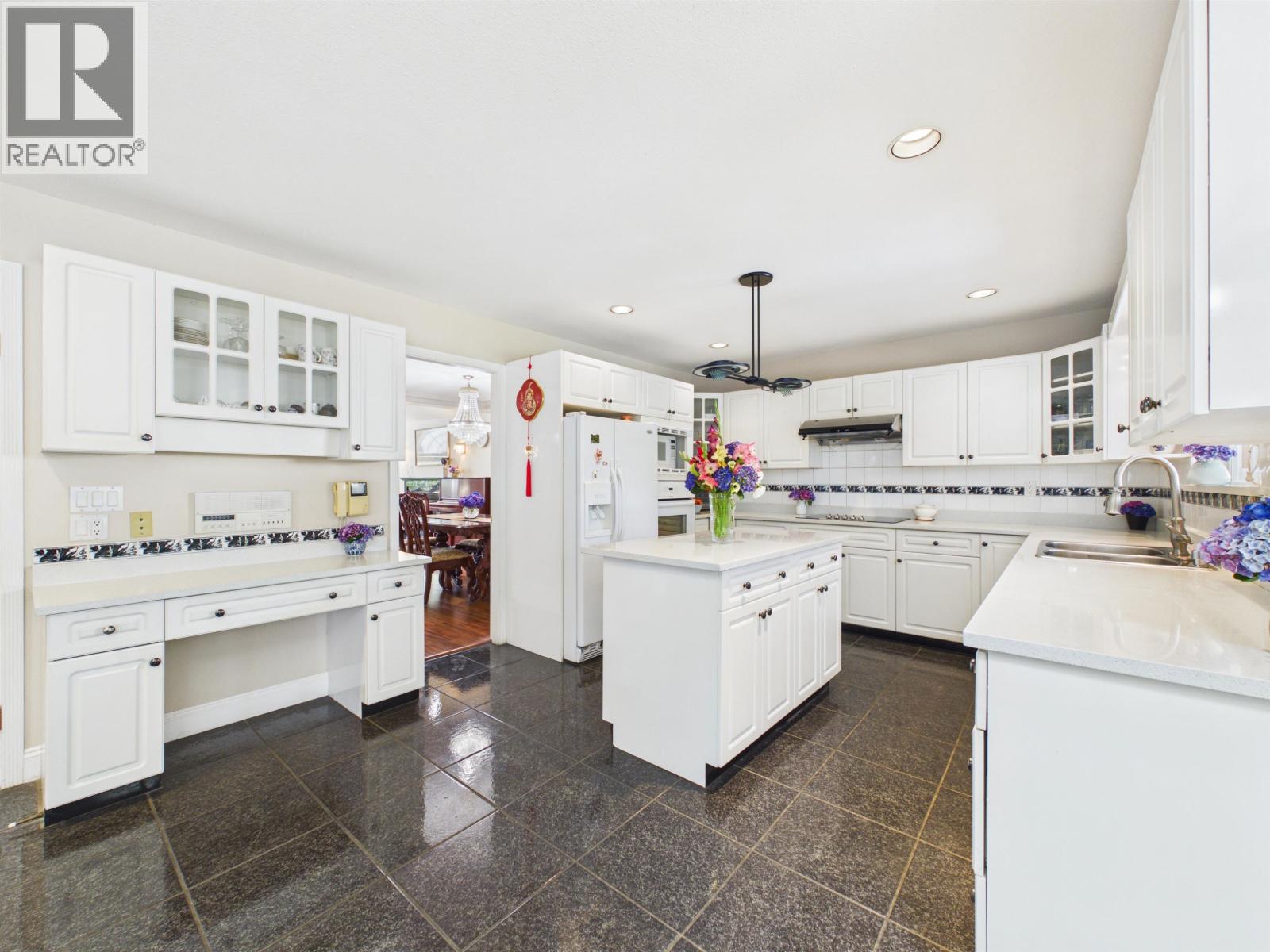 7629 Arthur Avenue Property Photo 10