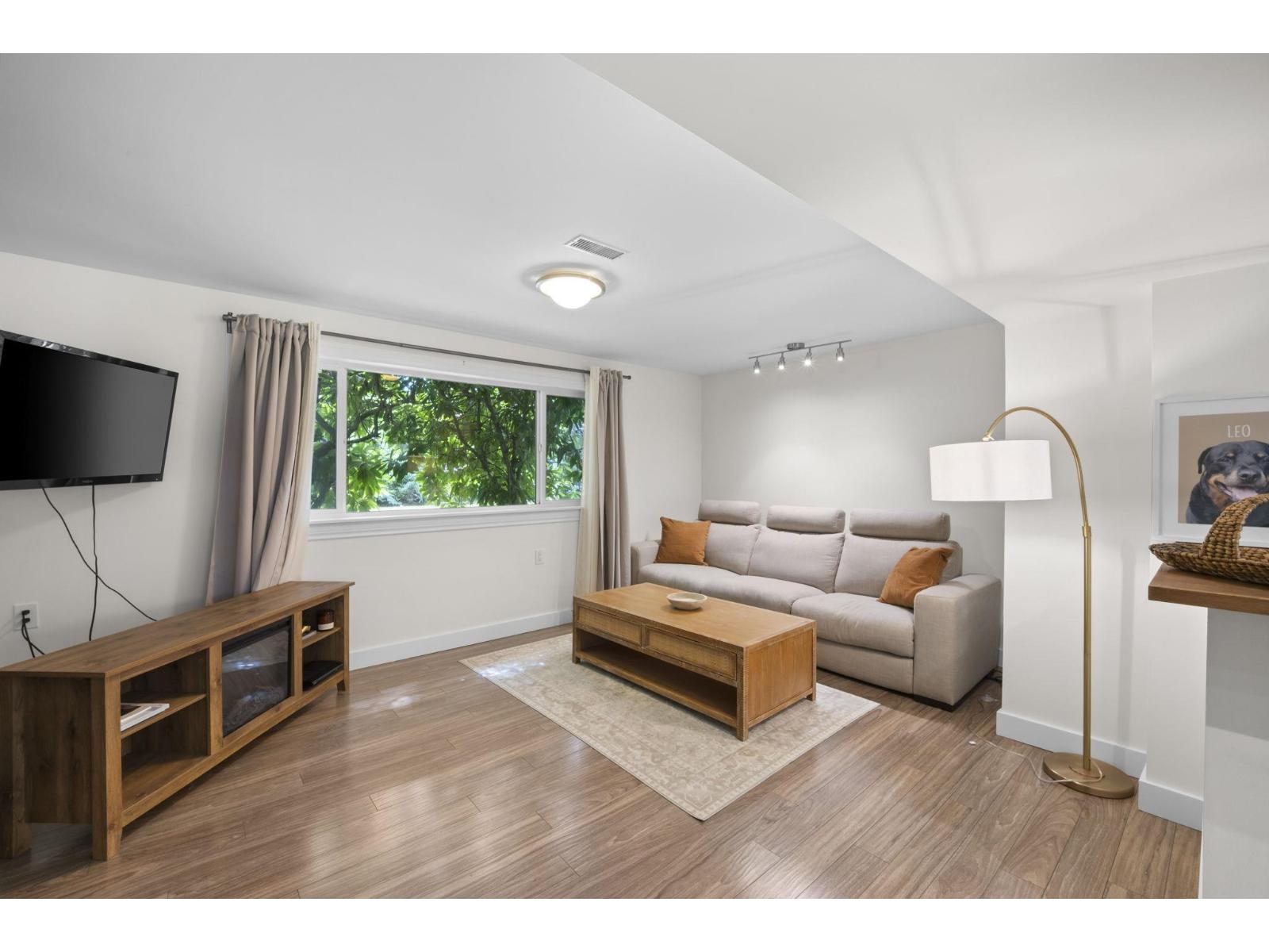 19847 38a Avenue Property Photo 20