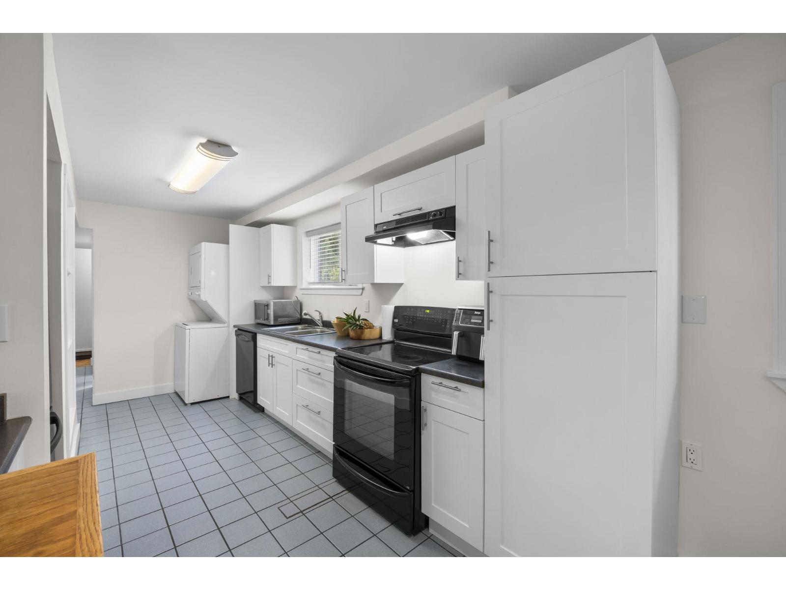 19847 38a Avenue Property Photo 25
