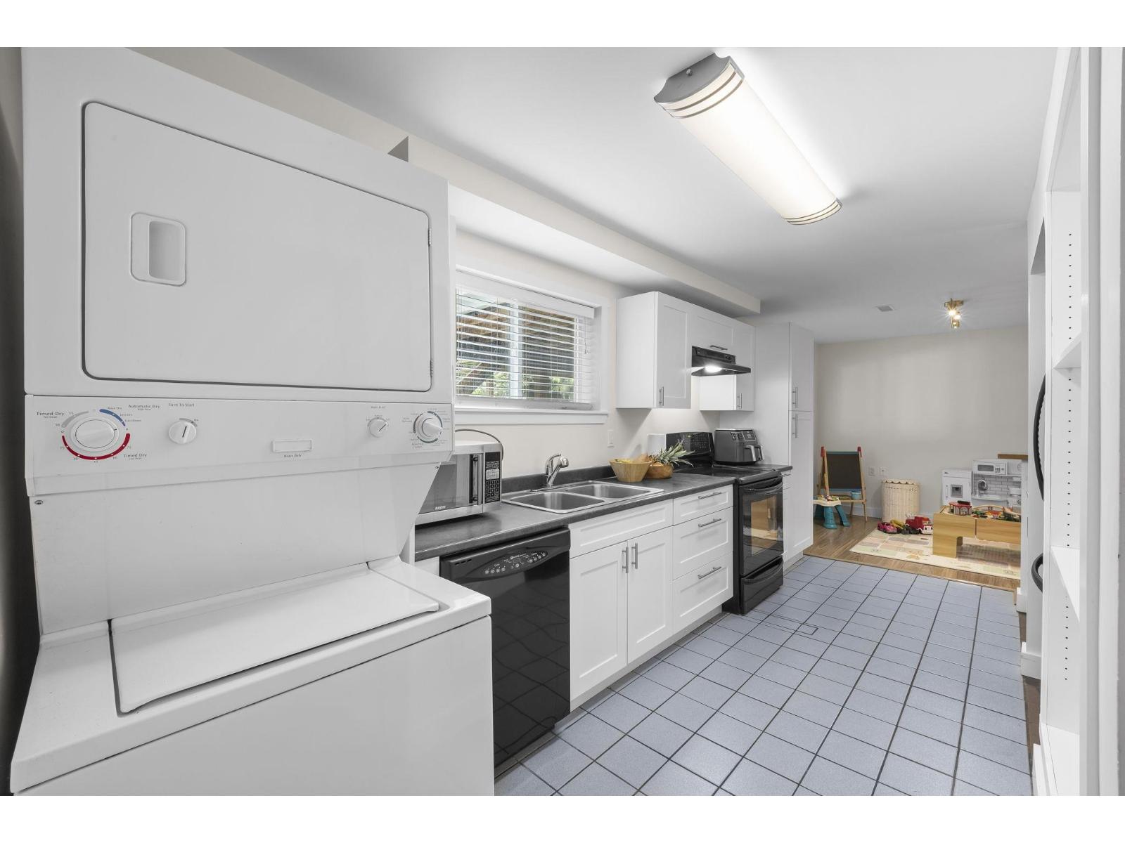 19847 38a Avenue Property Photo 26
