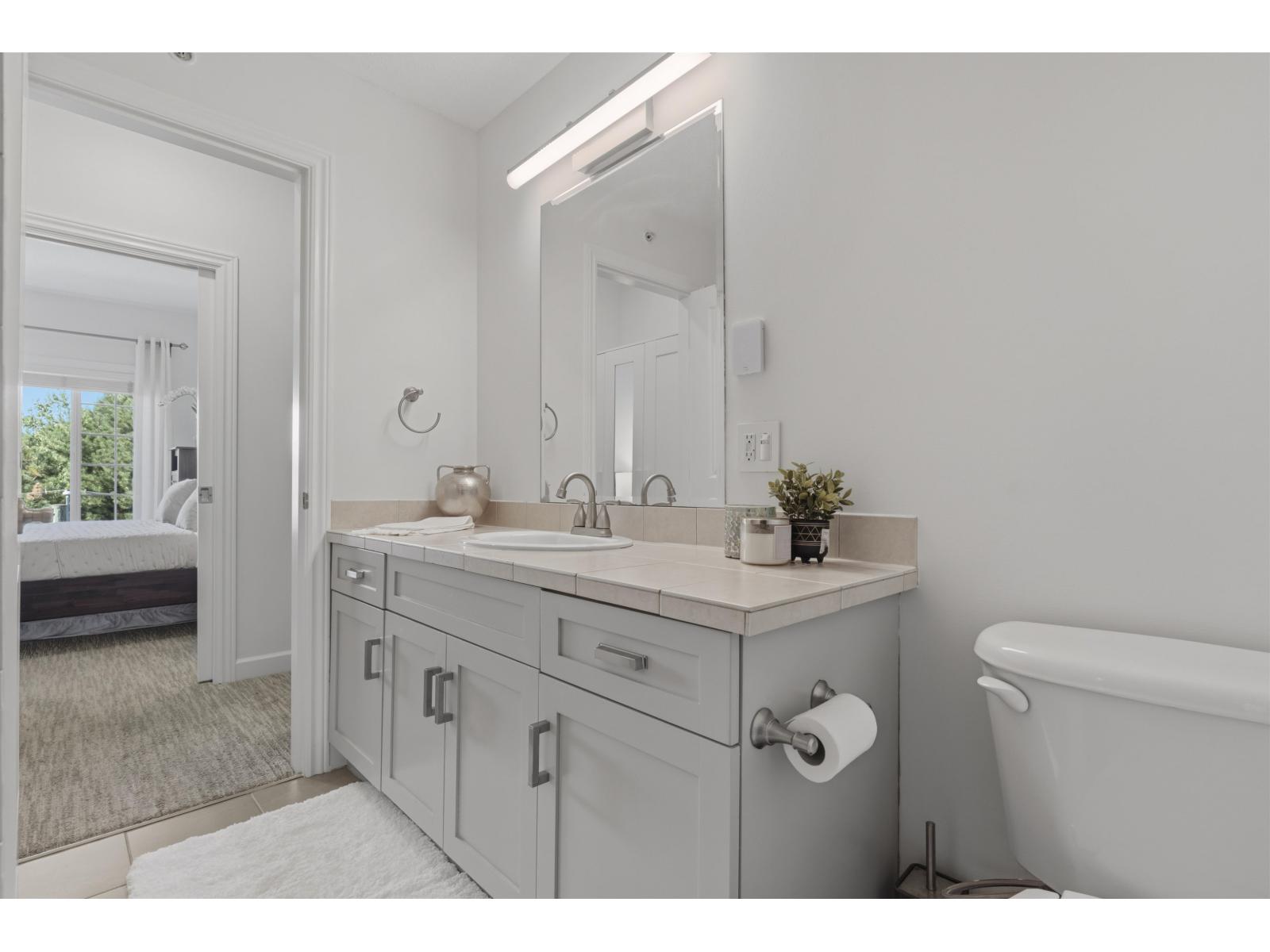 401 20281 53a Avenue Property Photo 15
