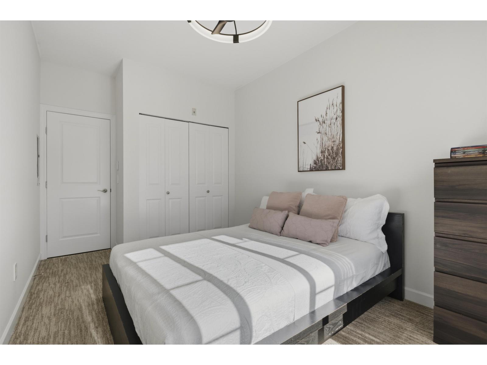 401 20281 53a Avenue Property Photo 16