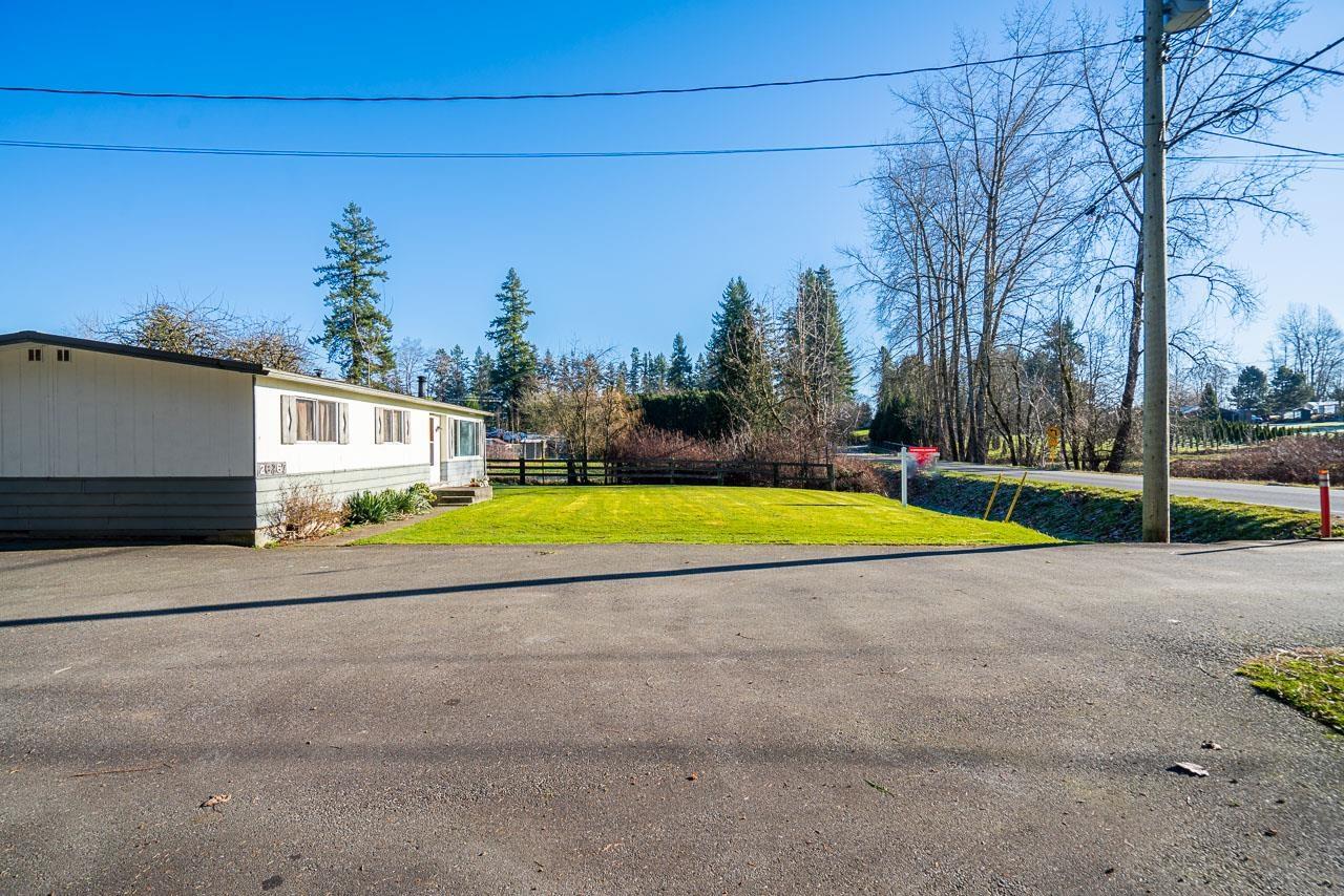 26267 64 Avenue Property Photo 6