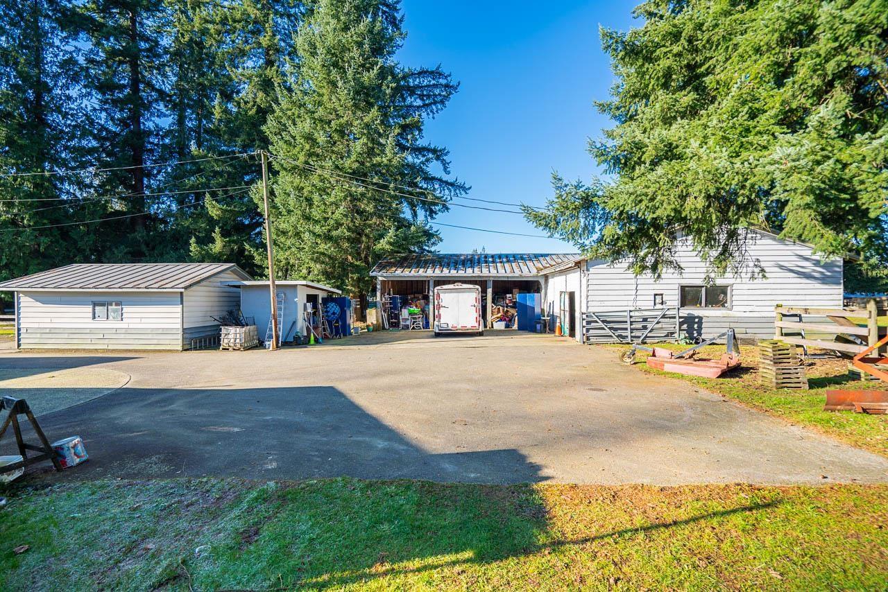 26267 64 Avenue Property Photo 12