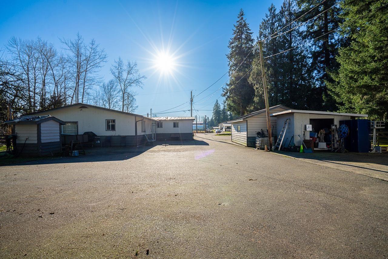 26267 64 Avenue Property Photo 16