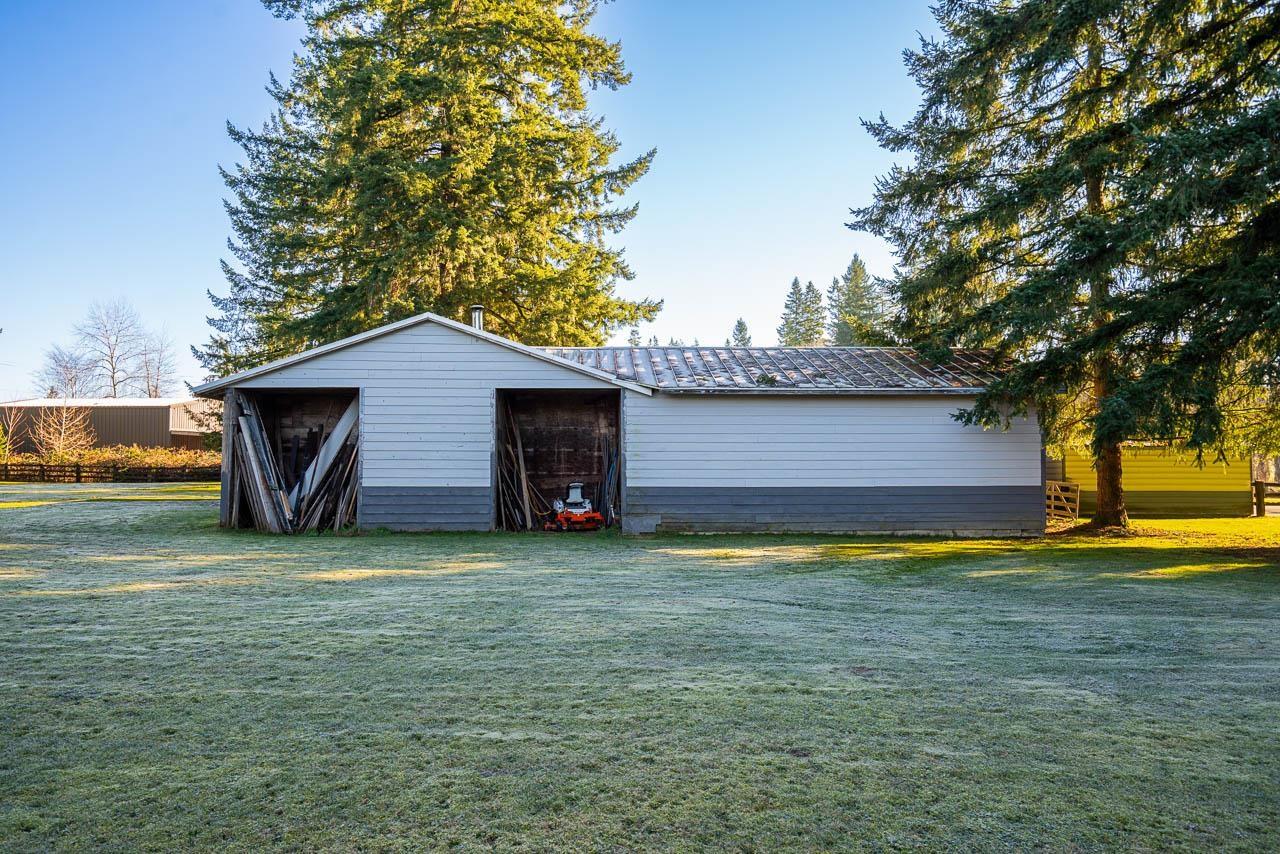 26267 64 Avenue Property Photo 17