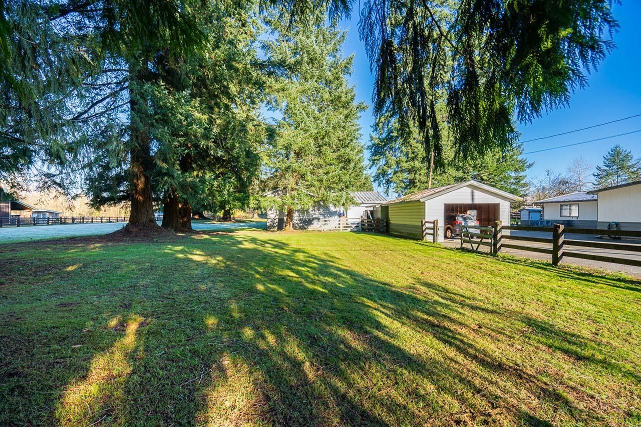 26267 64 Avenue Property Photo 28