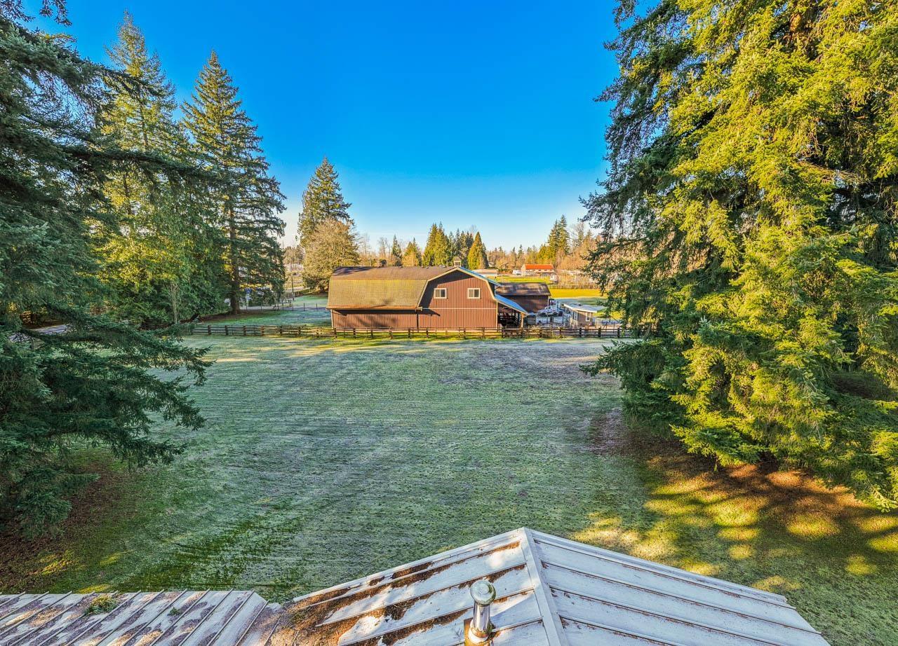 26267 64 Avenue Property Photo 33