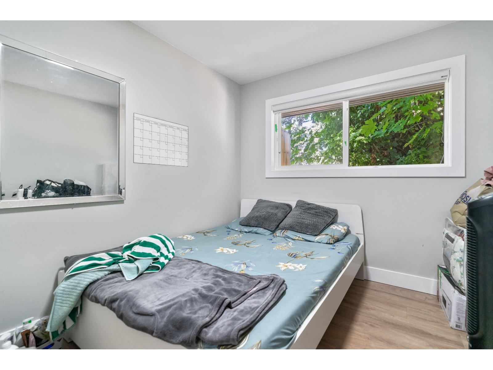 16235 28 Avenue Property Photo 7