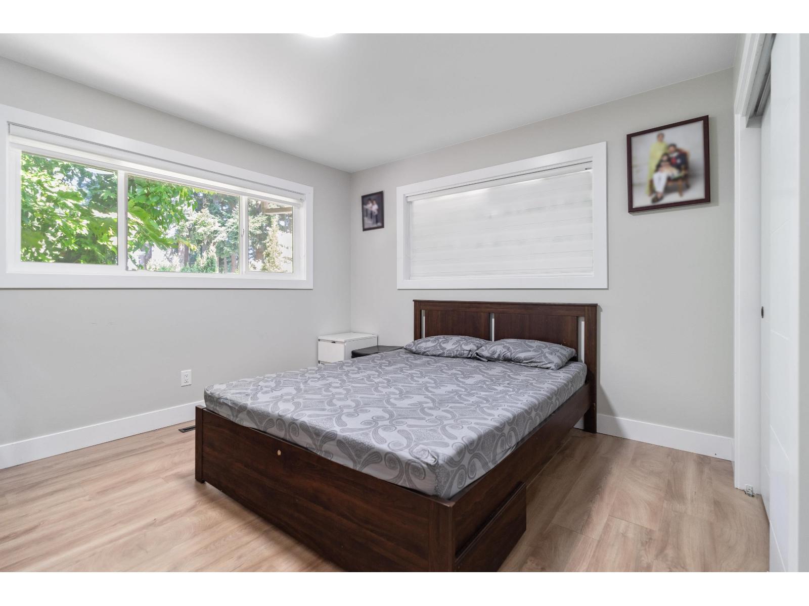 16235 28 Avenue Property Photo 8