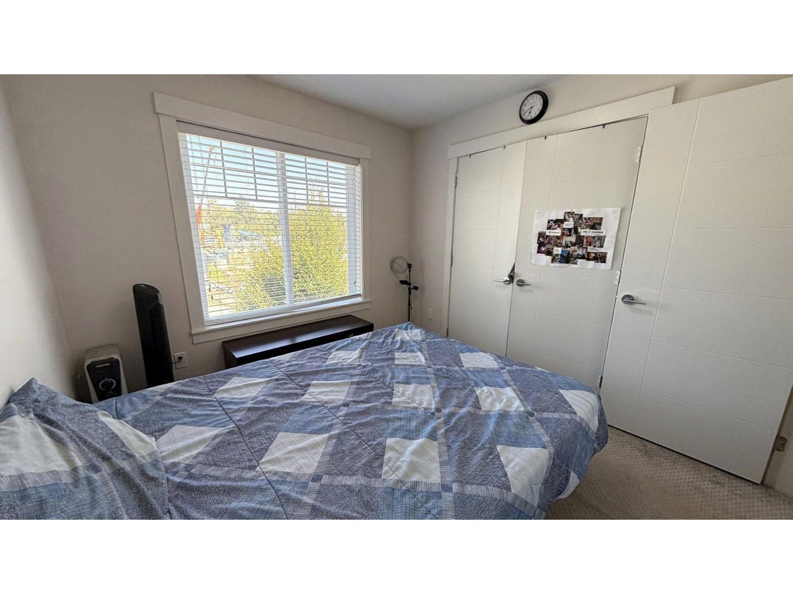 4 8033 166b Street Property Photo 10