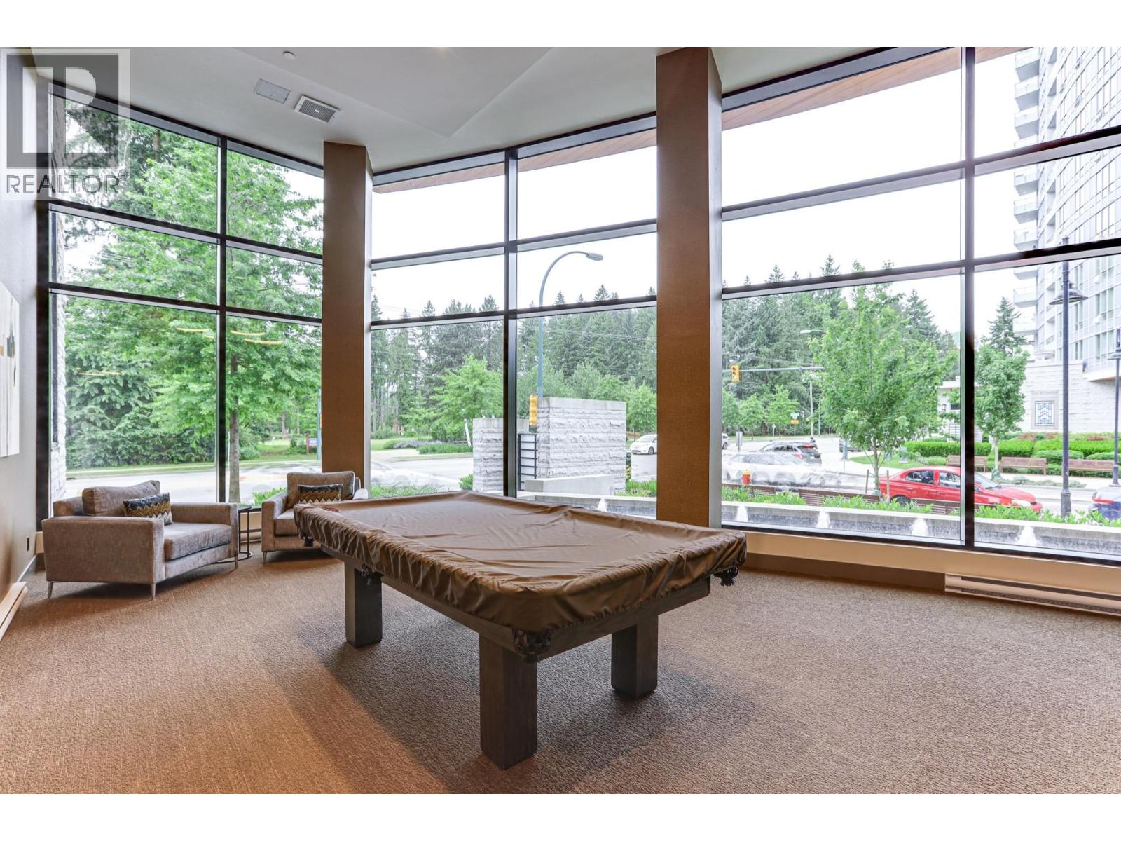 1305 3096 Windsor Gate Property Photo 20