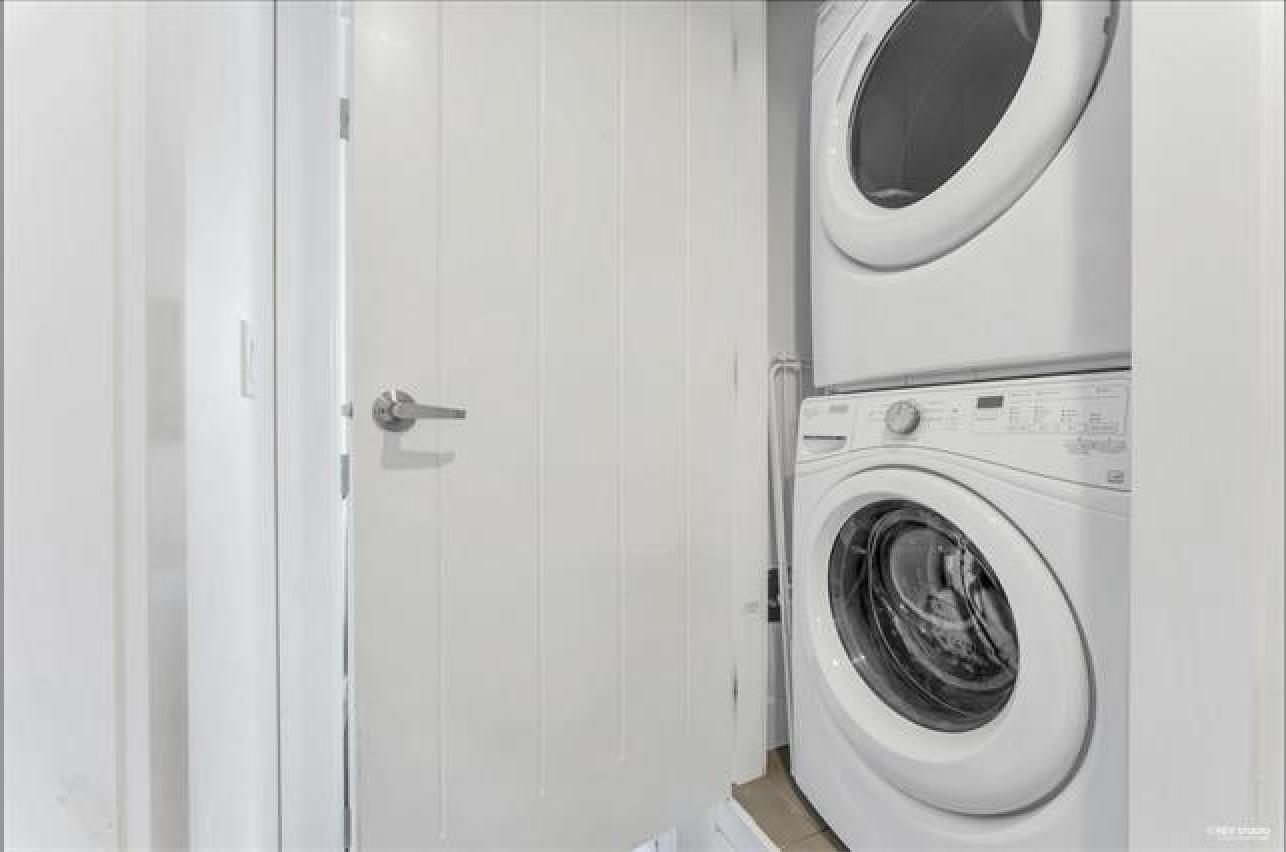 2 16361 23a Avenue Property Photo 14