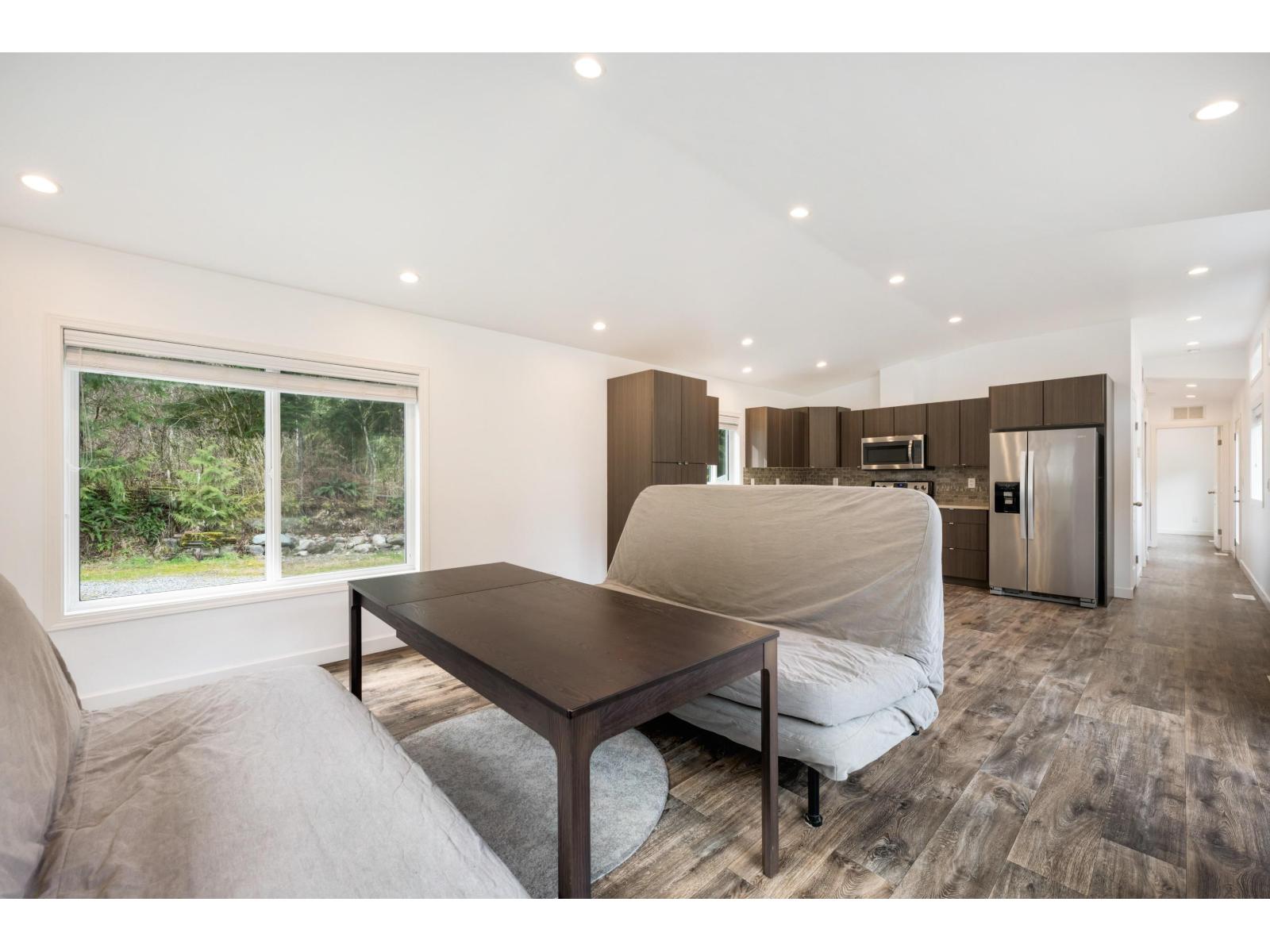 6650 Hinkley Road Property Photo 14