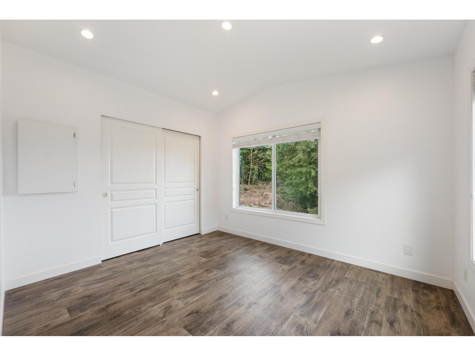 6650 Hinkley Road Property Photo 15