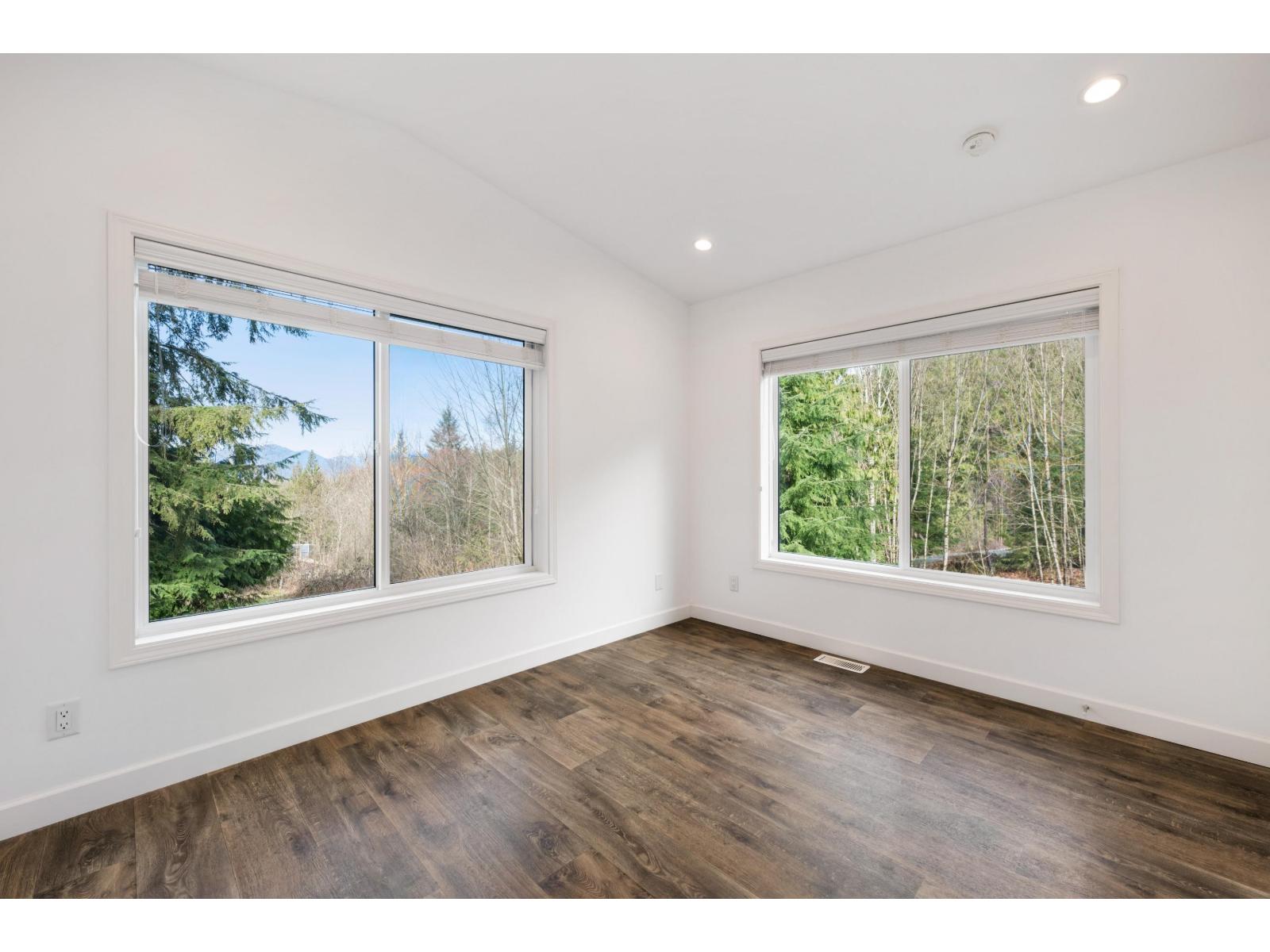 6650 Hinkley Road Property Photo 16