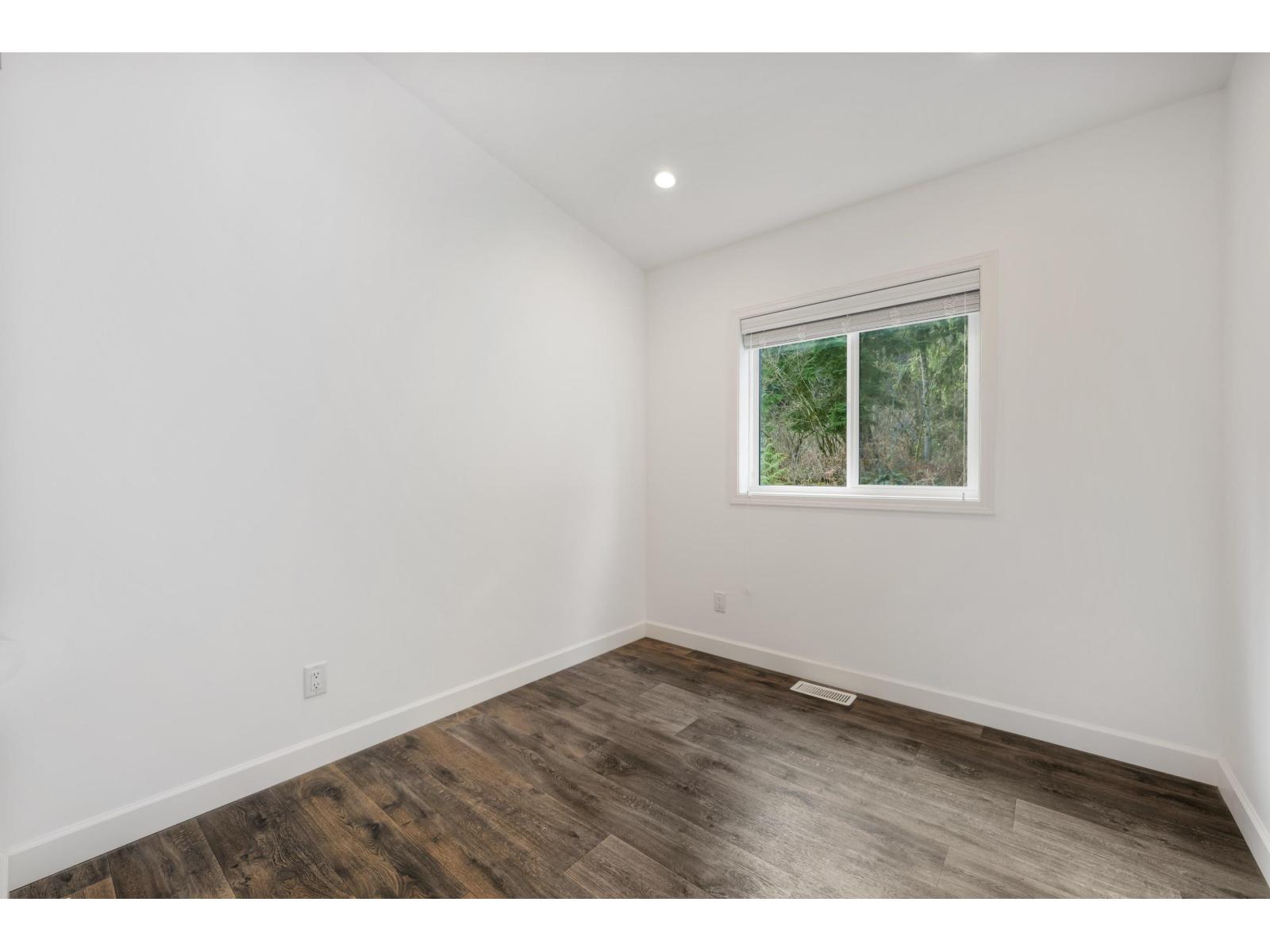 6650 Hinkley Road Property Photo 20