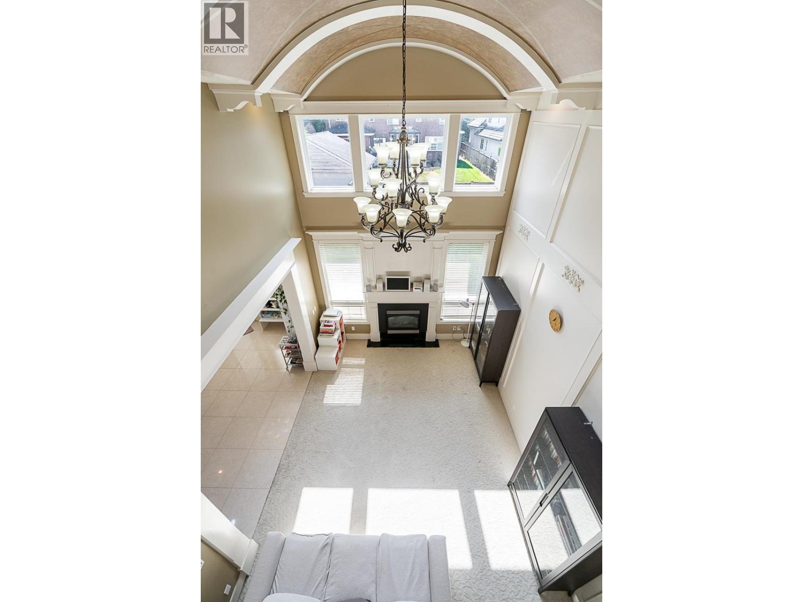 7600 Belair Drive Property Photo 15