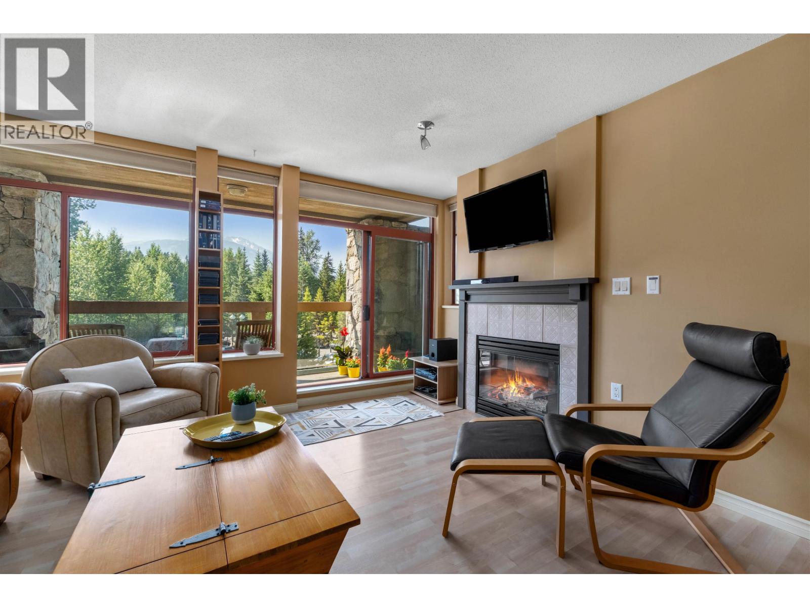 209 8080 Nicklaus North Boulevard Property Photo 1