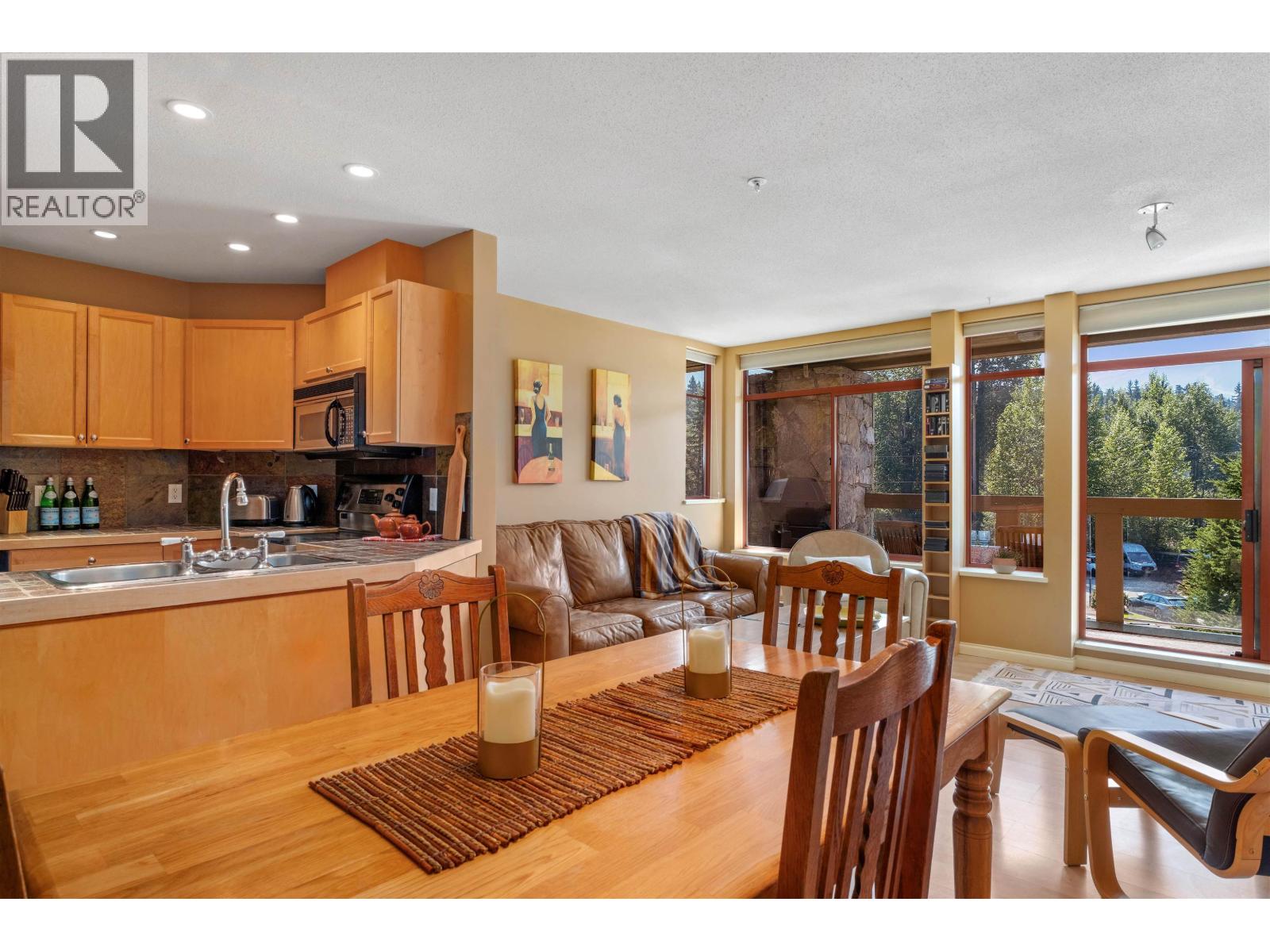 209 8080 Nicklaus North Boulevard Property Photo 4