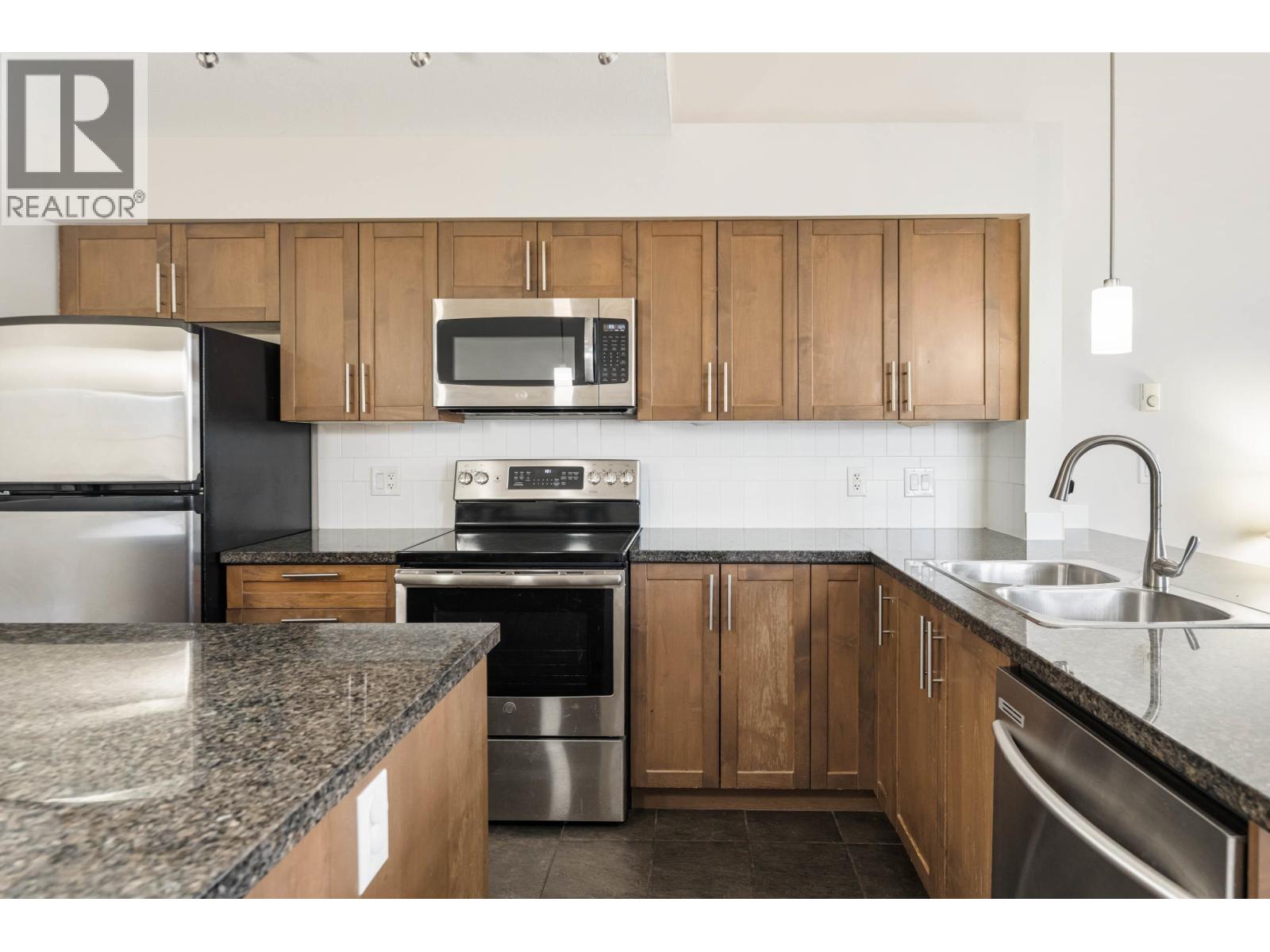 406 12283 224 Street Property Photo 5