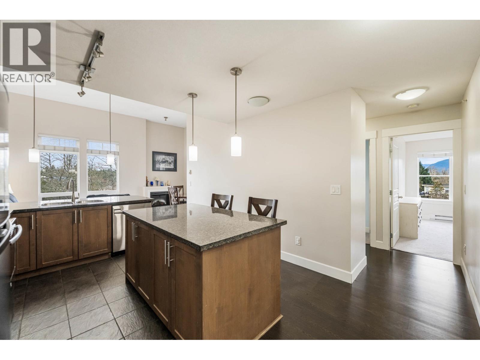 406 12283 224 Street Property Photo 7