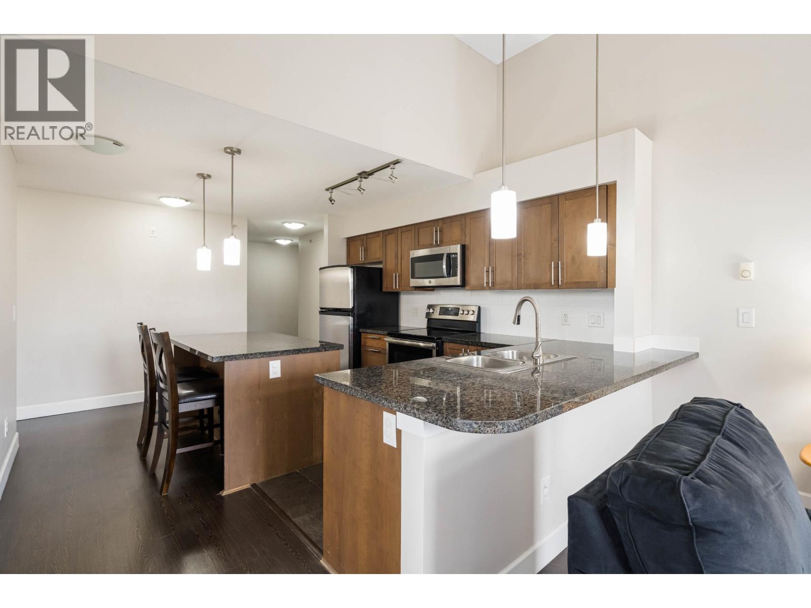 406 12283 224 Street Property Photo 8