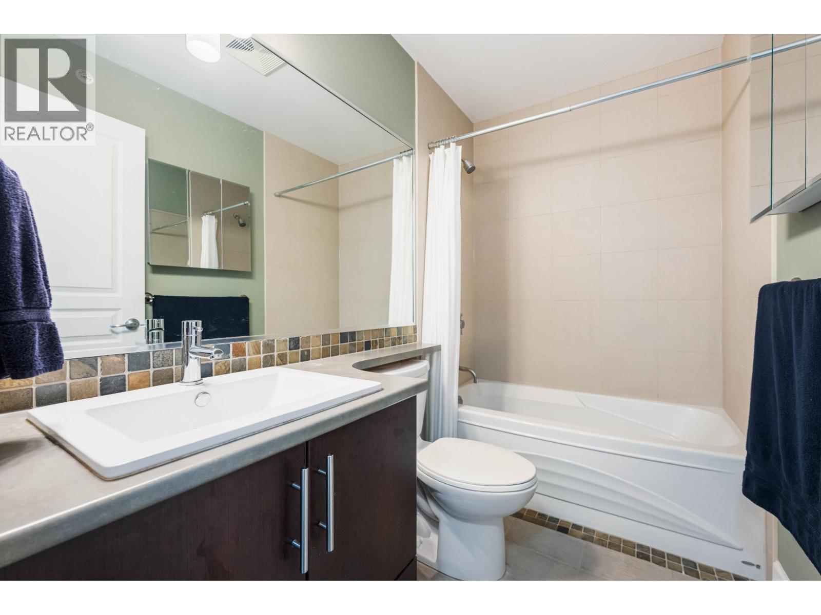 406 12283 224 Street Property Photo 32