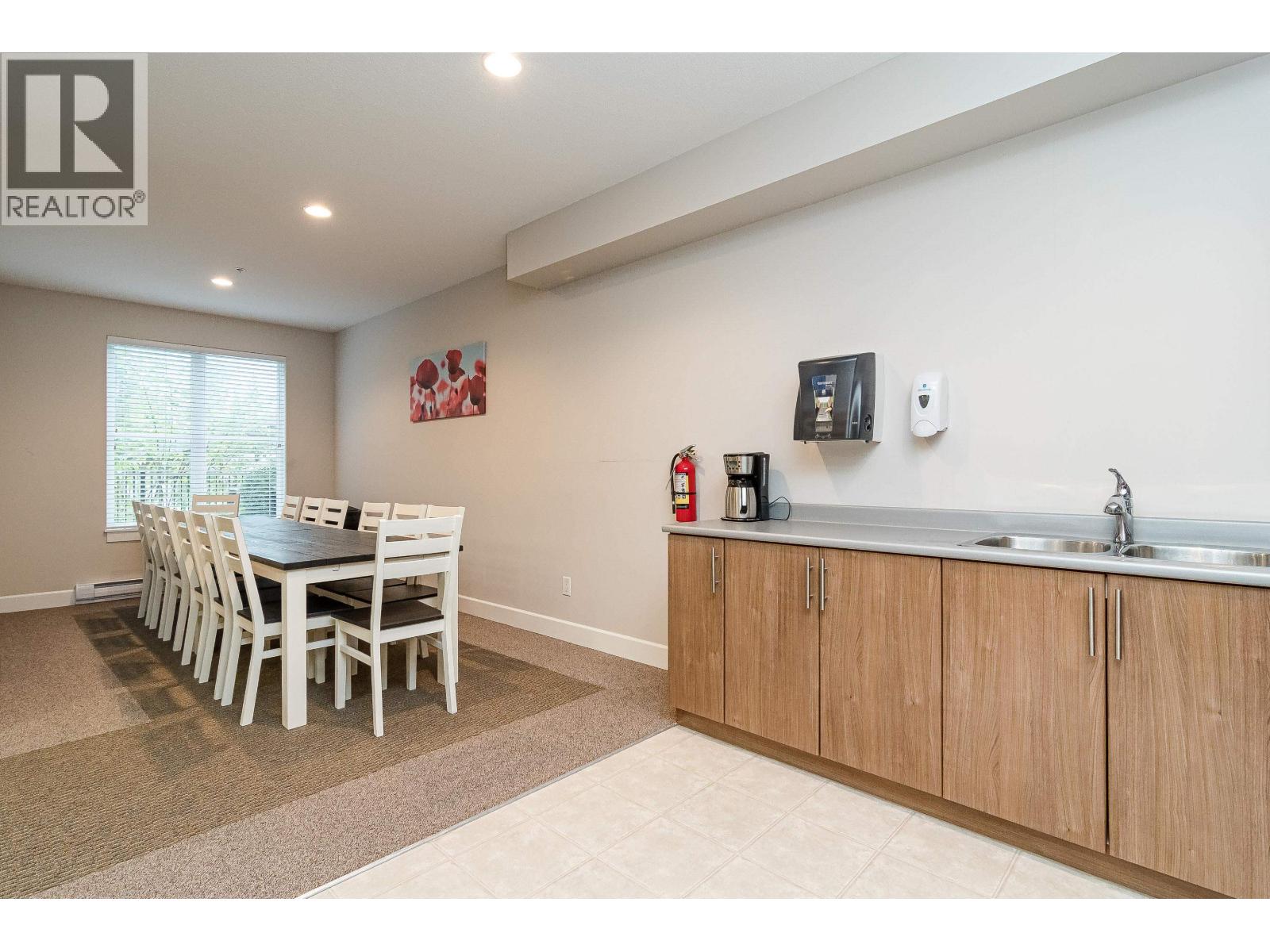 406 12283 224 Street Property Photo 38
