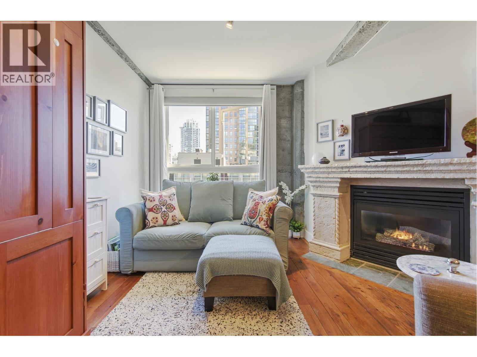 512 1216 Homer Street Property Photo 6