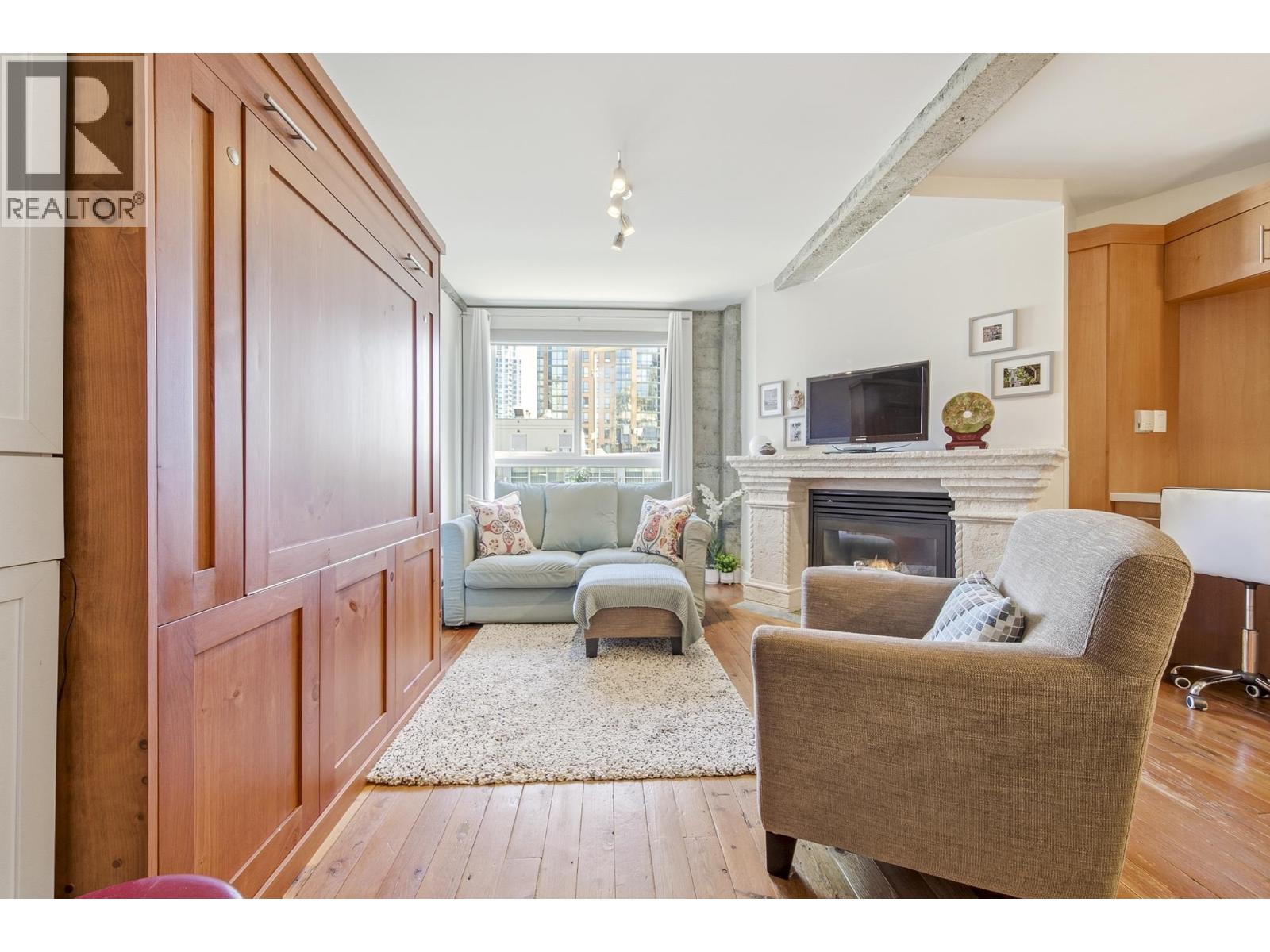 512 1216 Homer Street Property Photo 7
