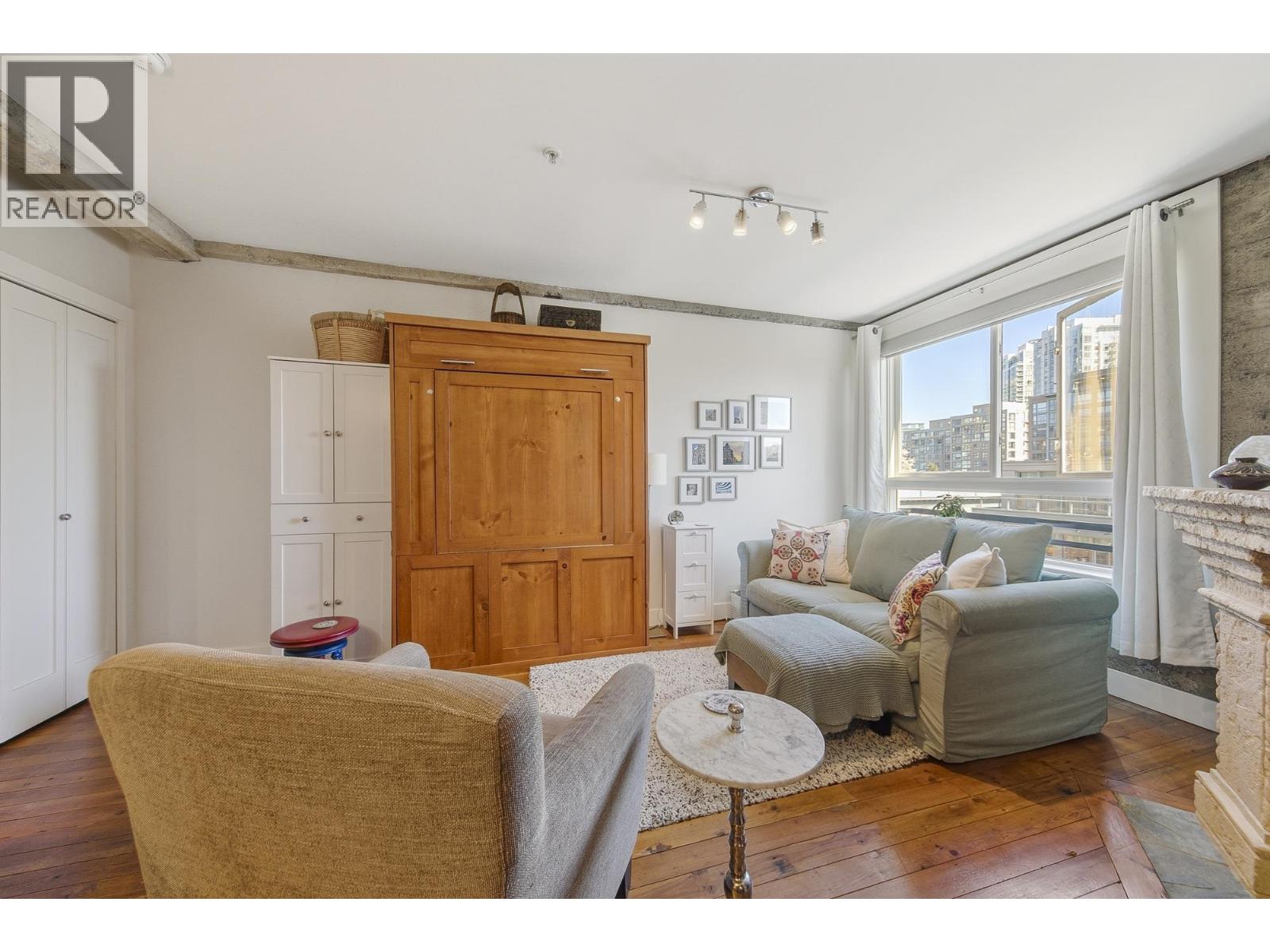 512 1216 Homer Street Property Photo 14