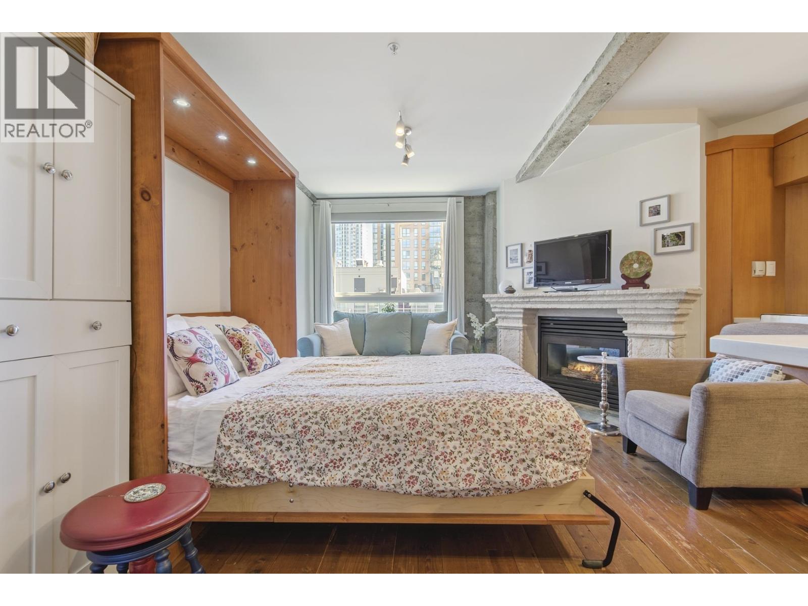 512 1216 Homer Street Property Photo 17