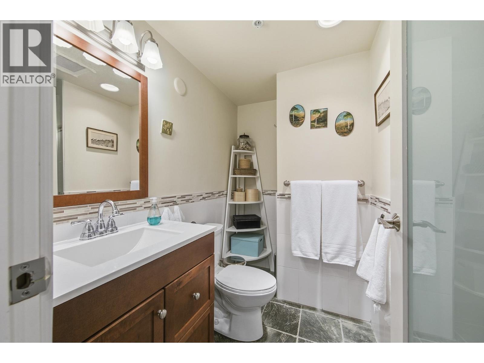 512 1216 Homer Street Property Photo 21