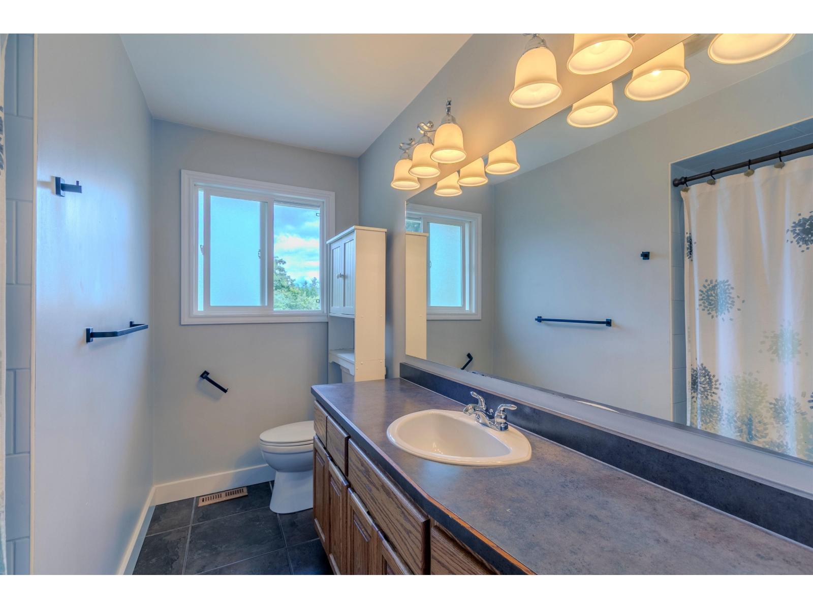 35073 Ewert Avenue Property Photo 14