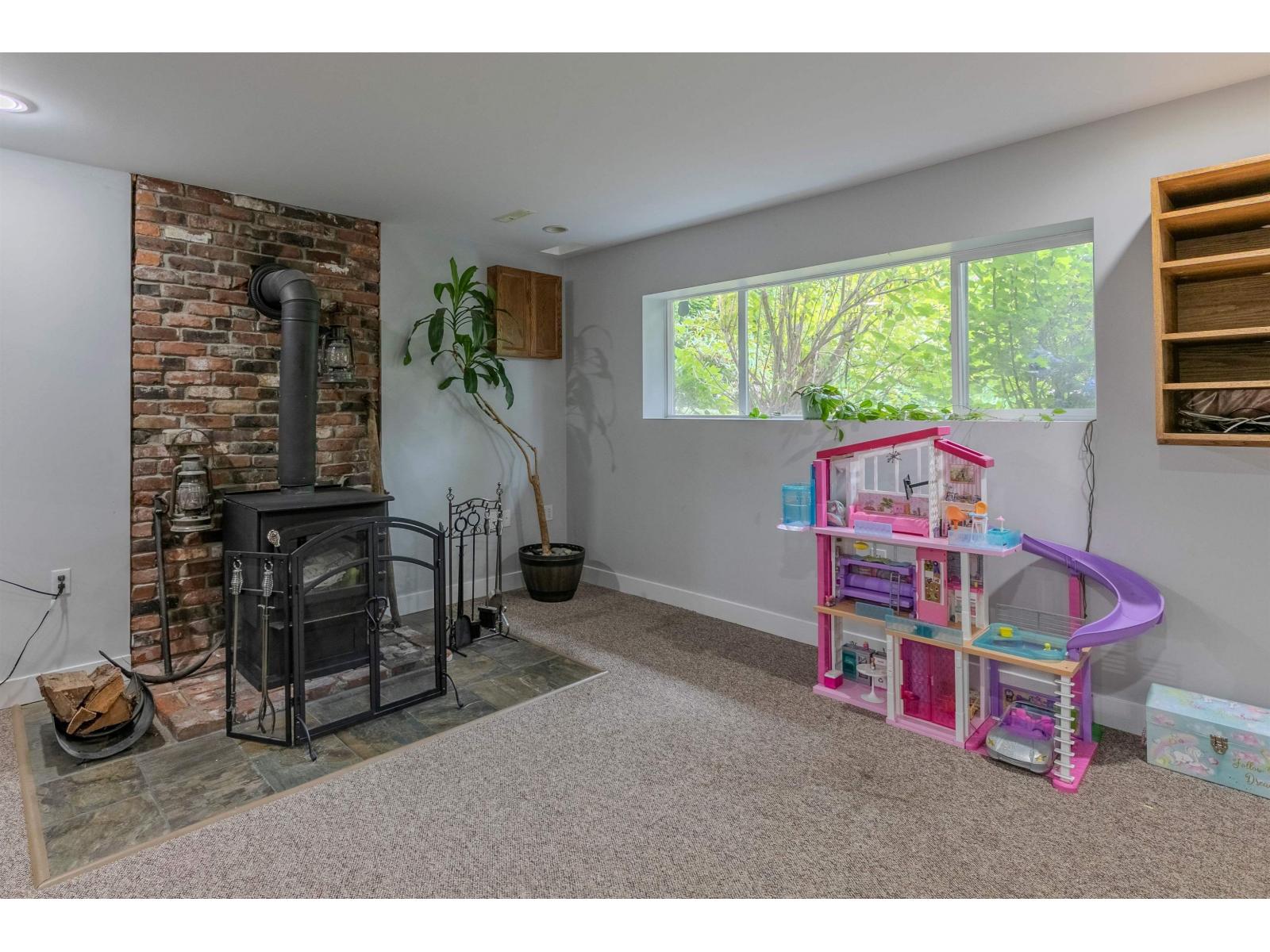 35073 Ewert Avenue Property Photo 20