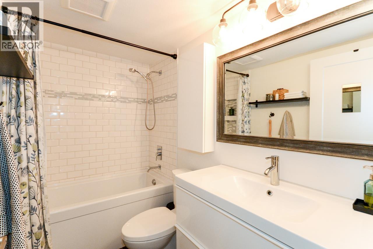 104 12639 No. 2 Road Property Photo 8