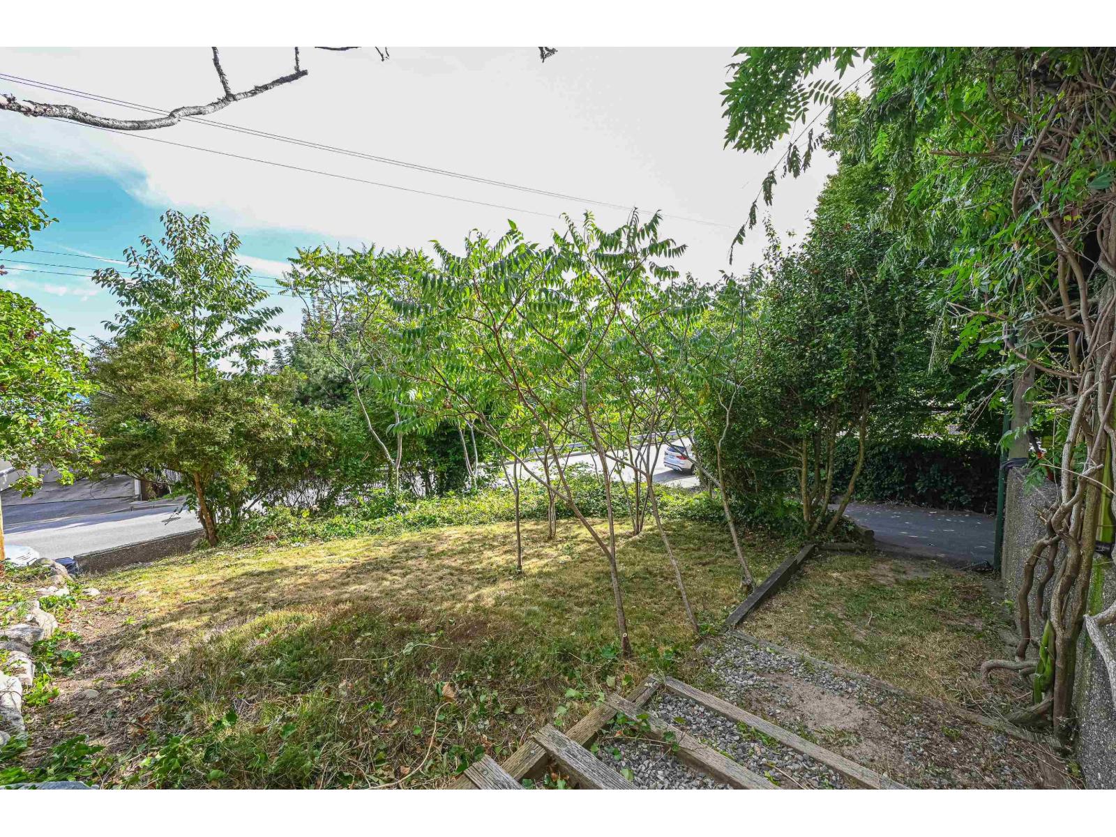 14249 Marine Drive Property Photo 6