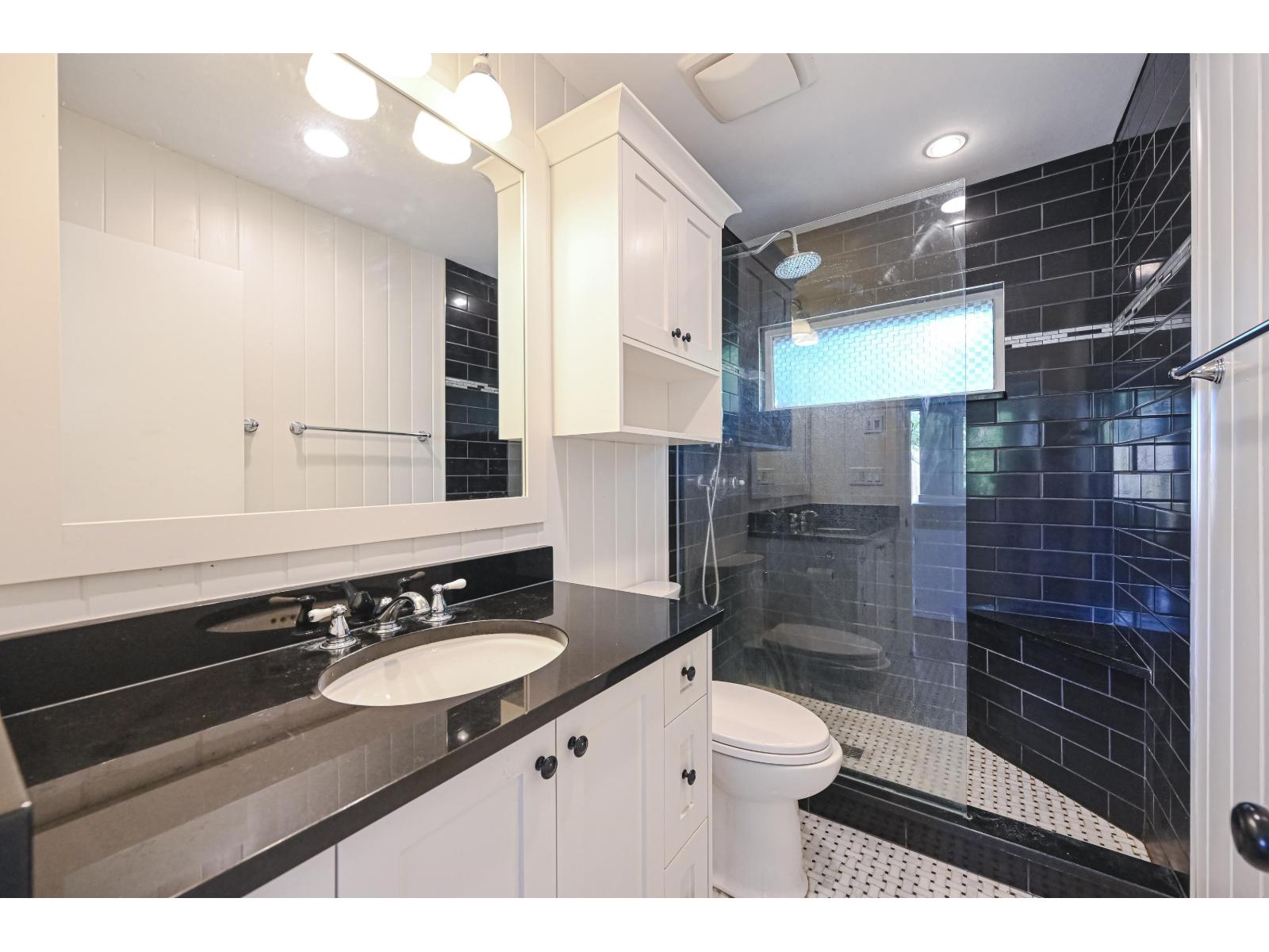 14249 Marine Drive Property Photo 14