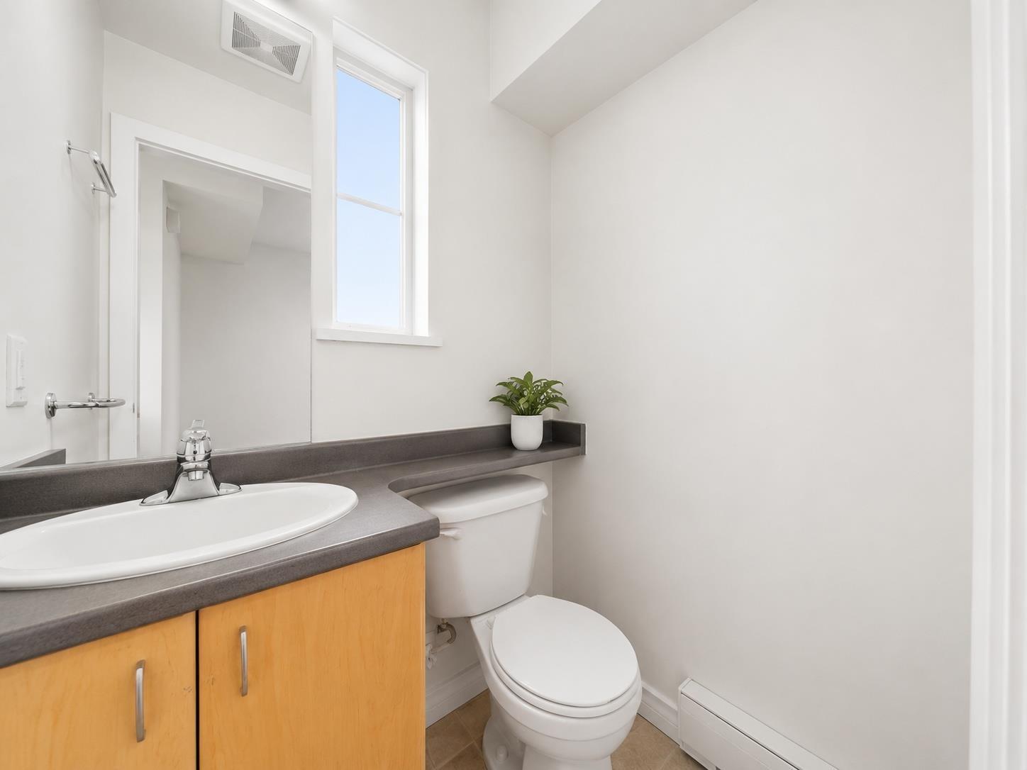 15 14855 100 Avenue Property Photo 8