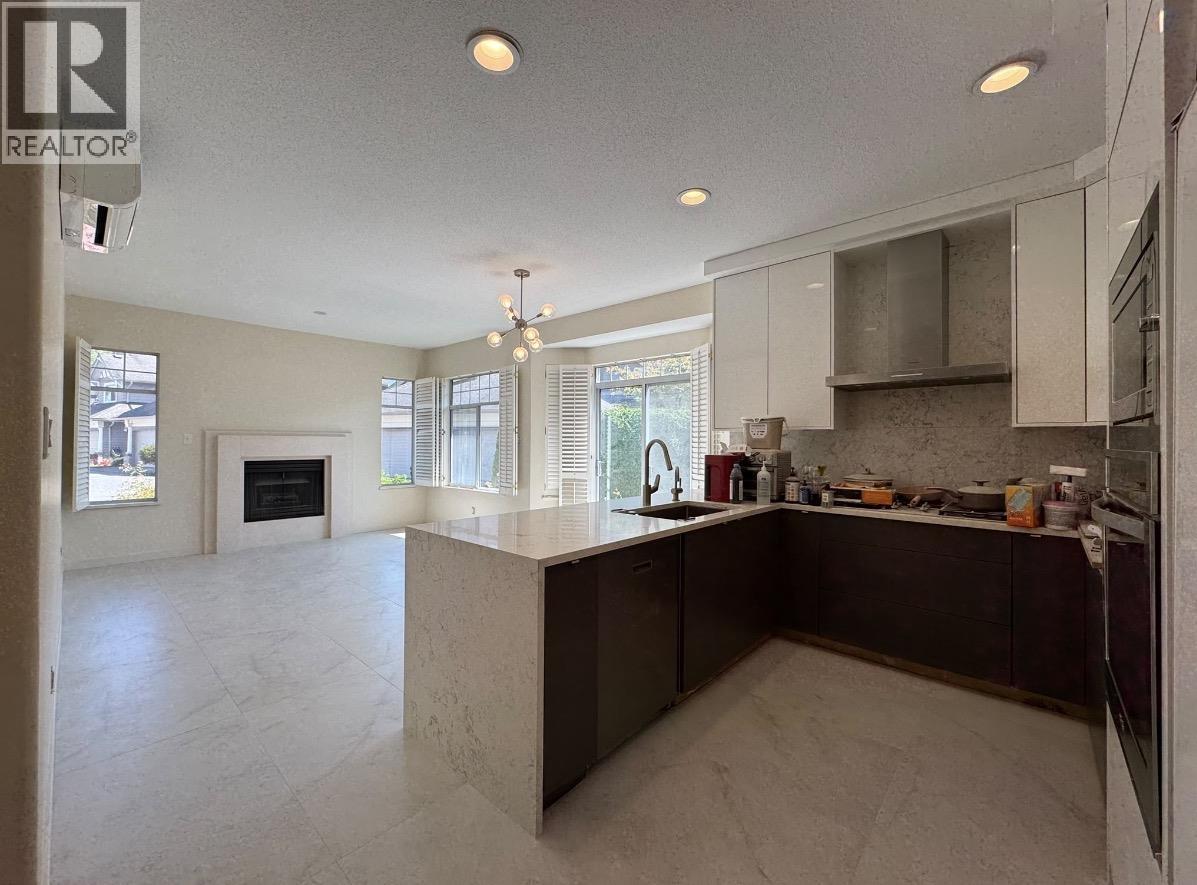 72 5531 Cornwall Drive Property Photo 11