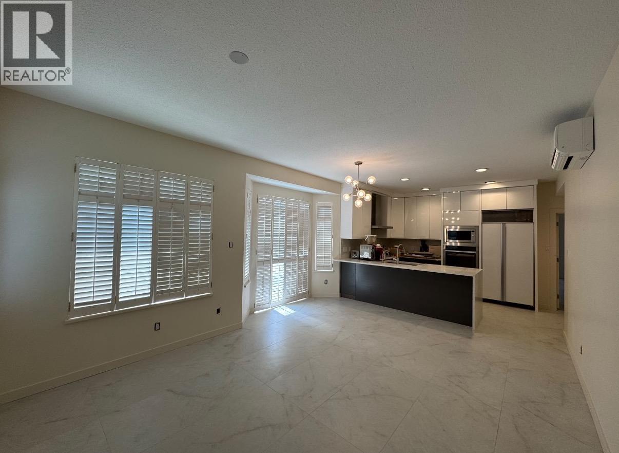 72 5531 Cornwall Drive Property Photo 12