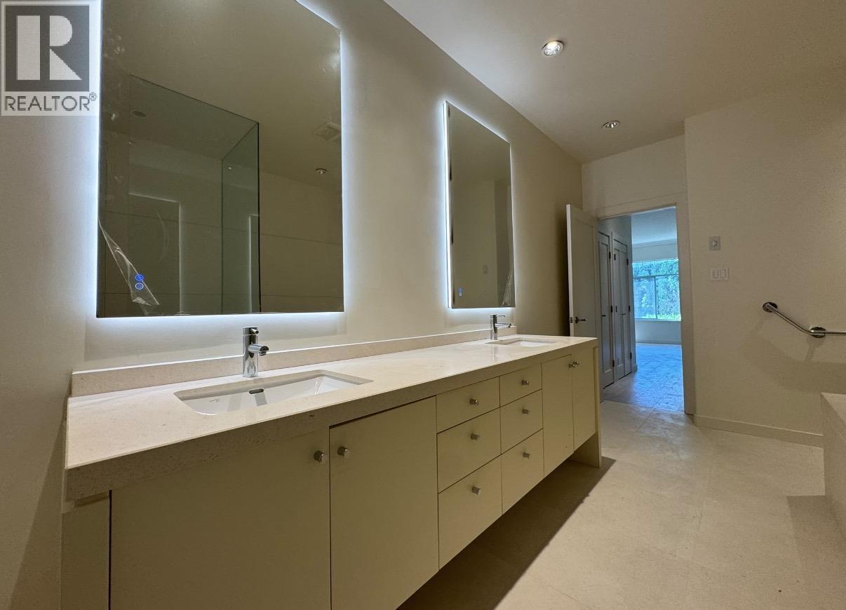 72 5531 Cornwall Drive Property Photo 14