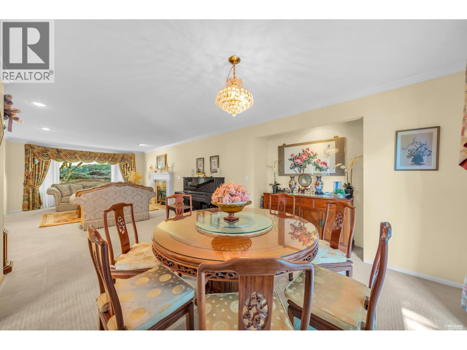 3898 Fromme Road Property Photo 12