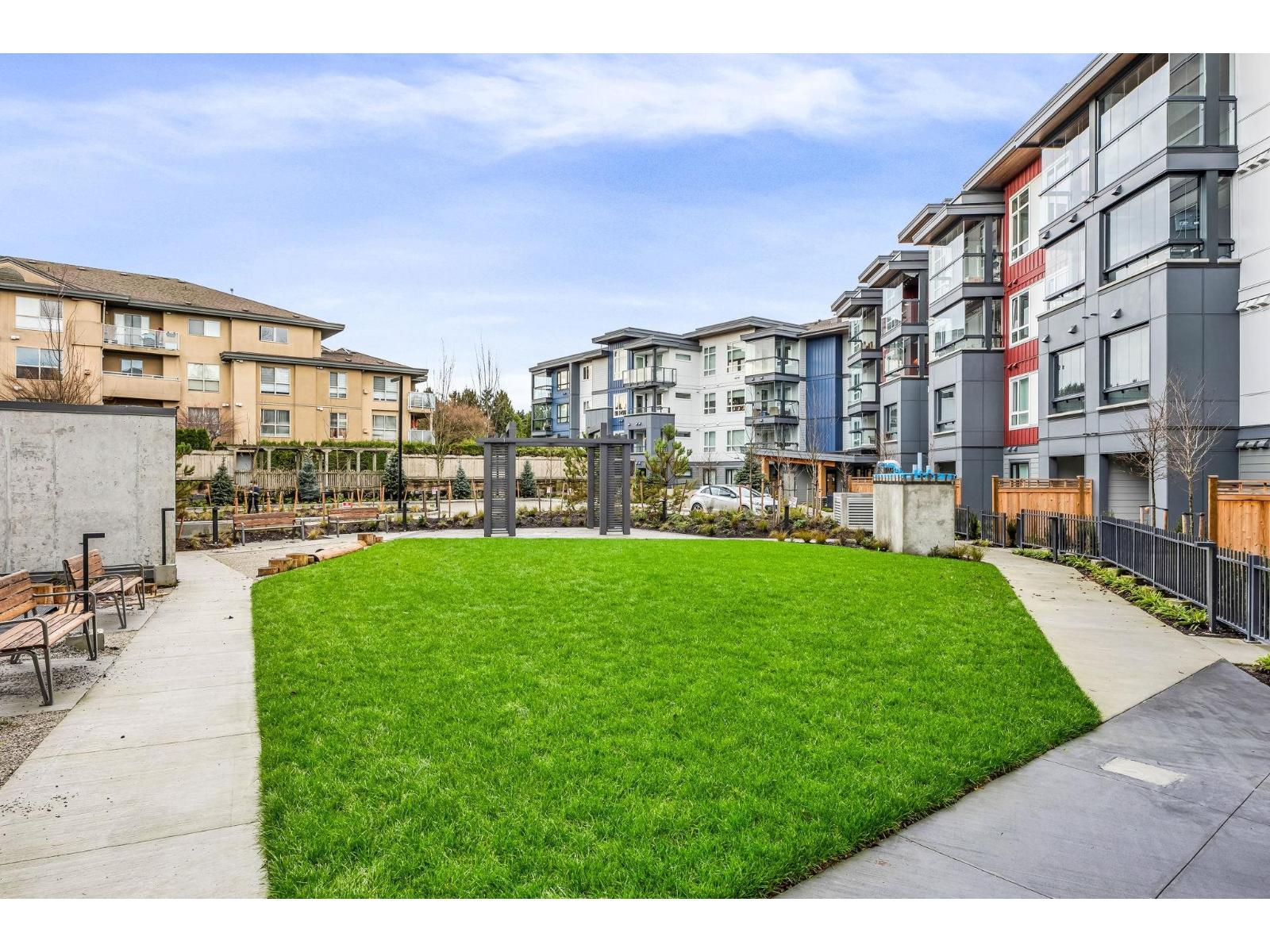 325 13788 76 Avenue Property Photo 16
