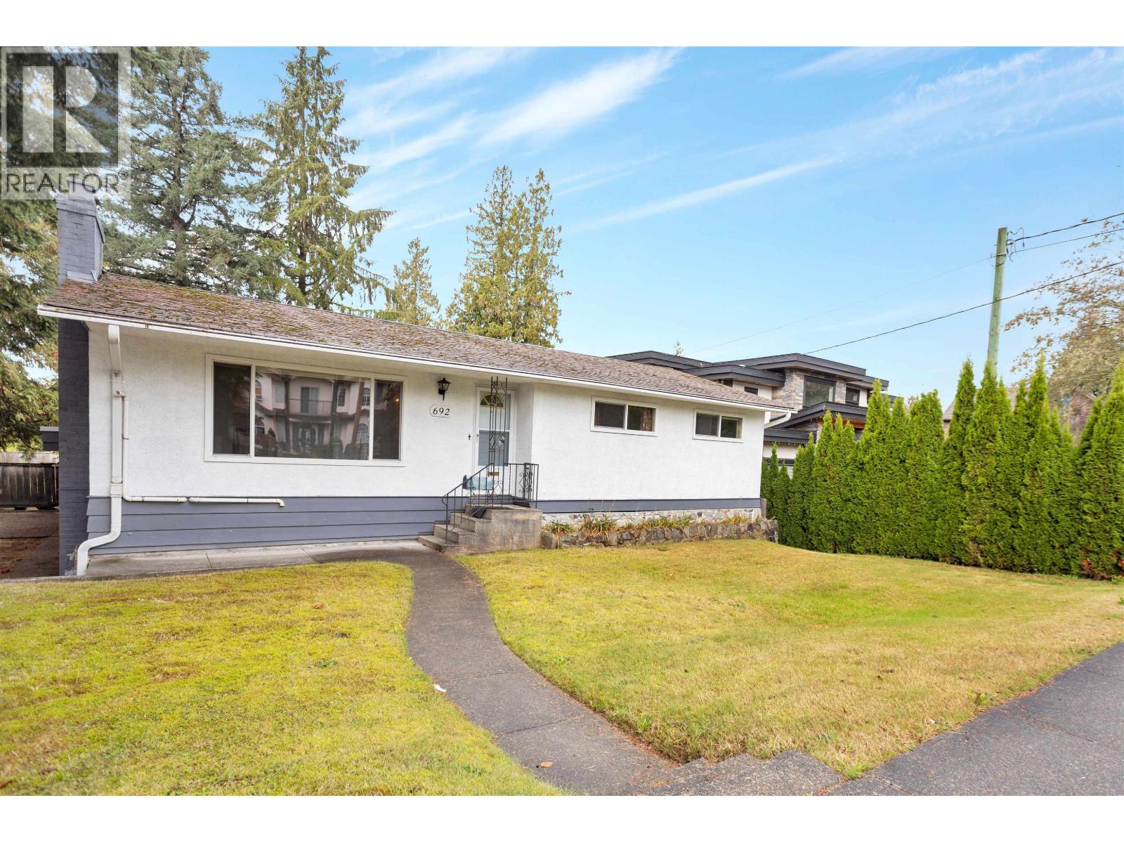 692 Blue Mountain Street Property Photo 1