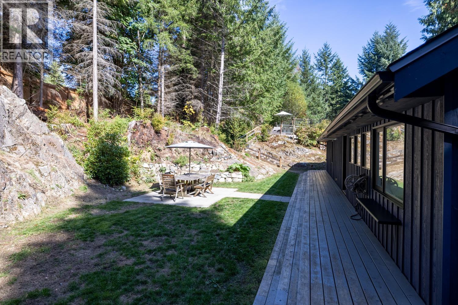 1302 Adams Road Property Photo 5