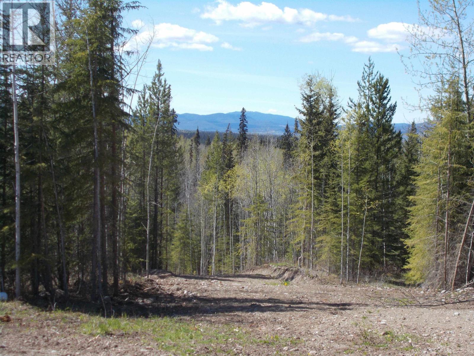 29886 Meanwhile Road Property Photo 3