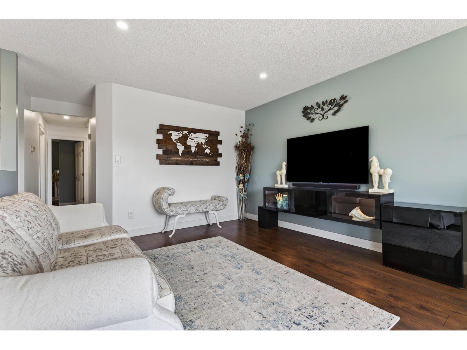 1590 Logan Road Property Photo 12