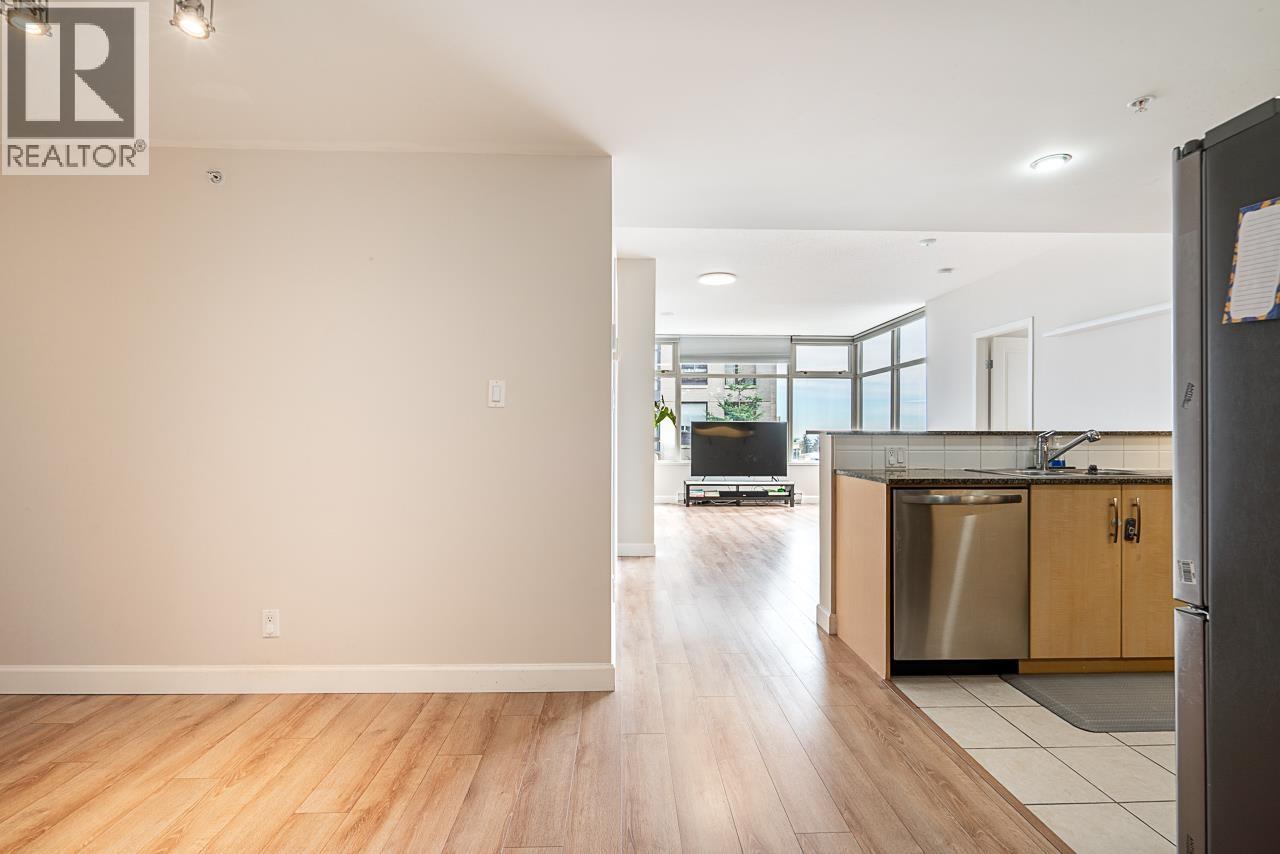501 9298 University Crescent Property Photo 6